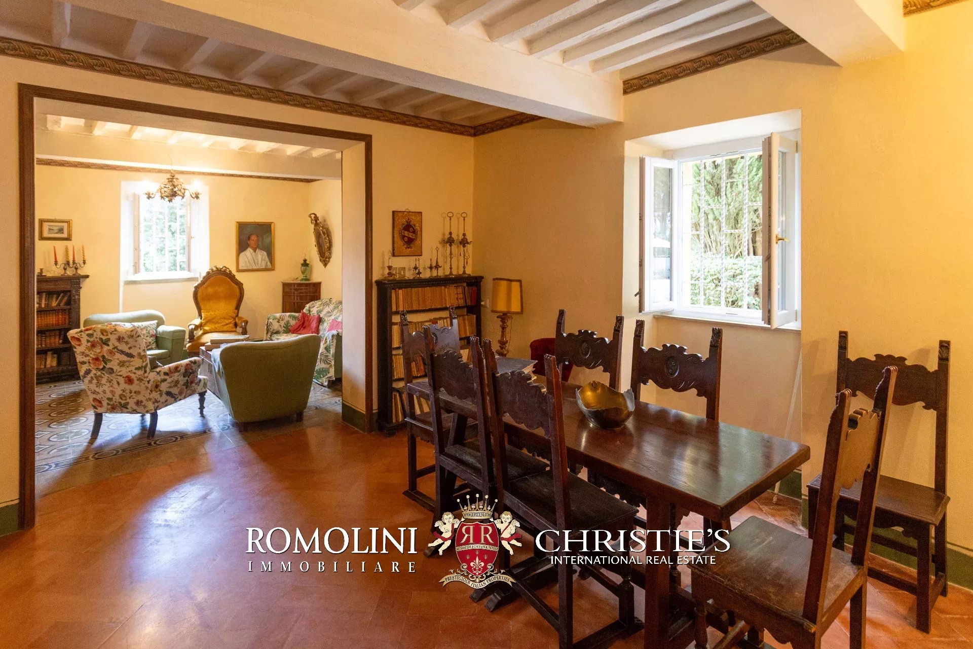 5 Bedroom Villa/Townhouse's Image 21