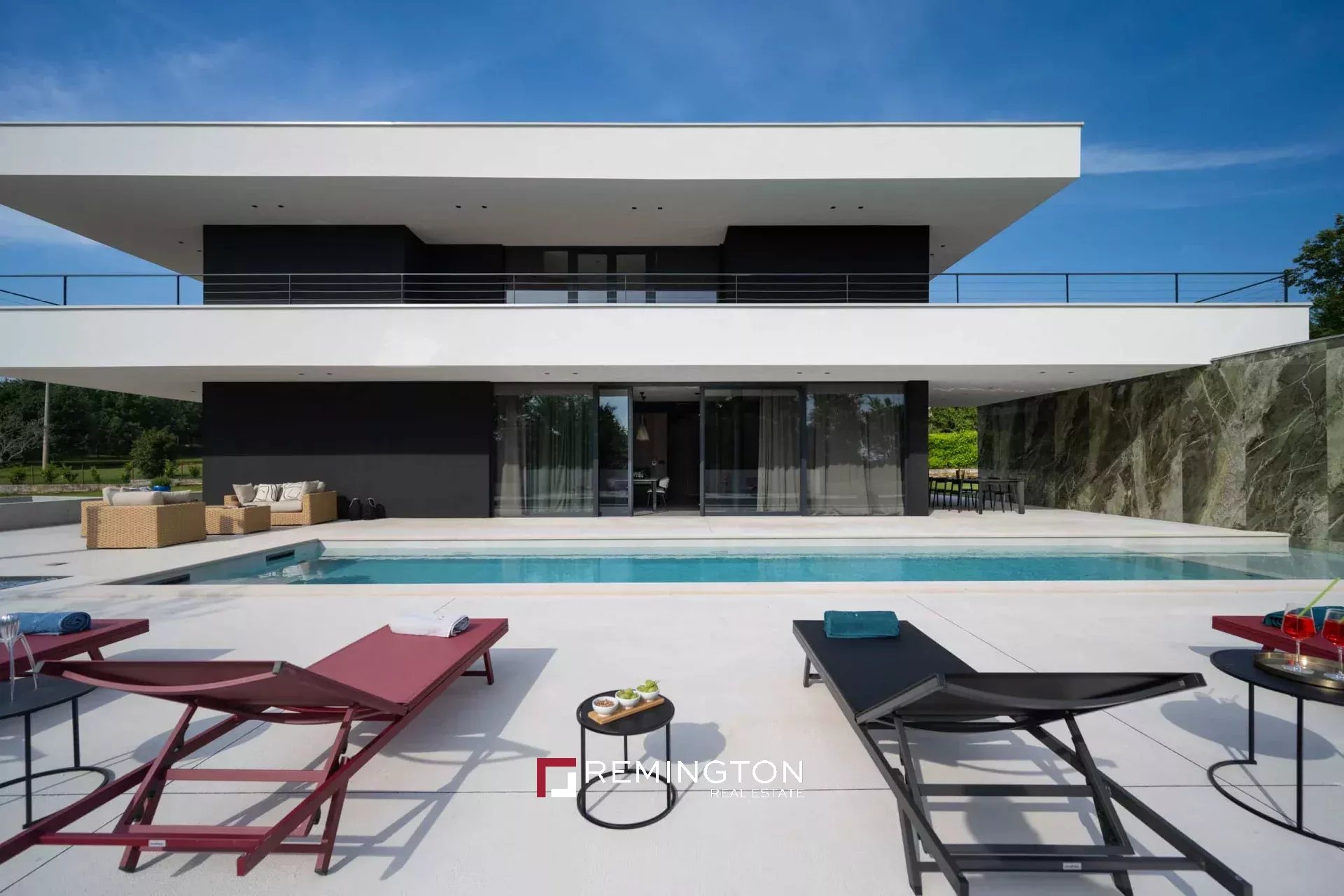 3 Bedroom Villa/Townhouse's Image 23