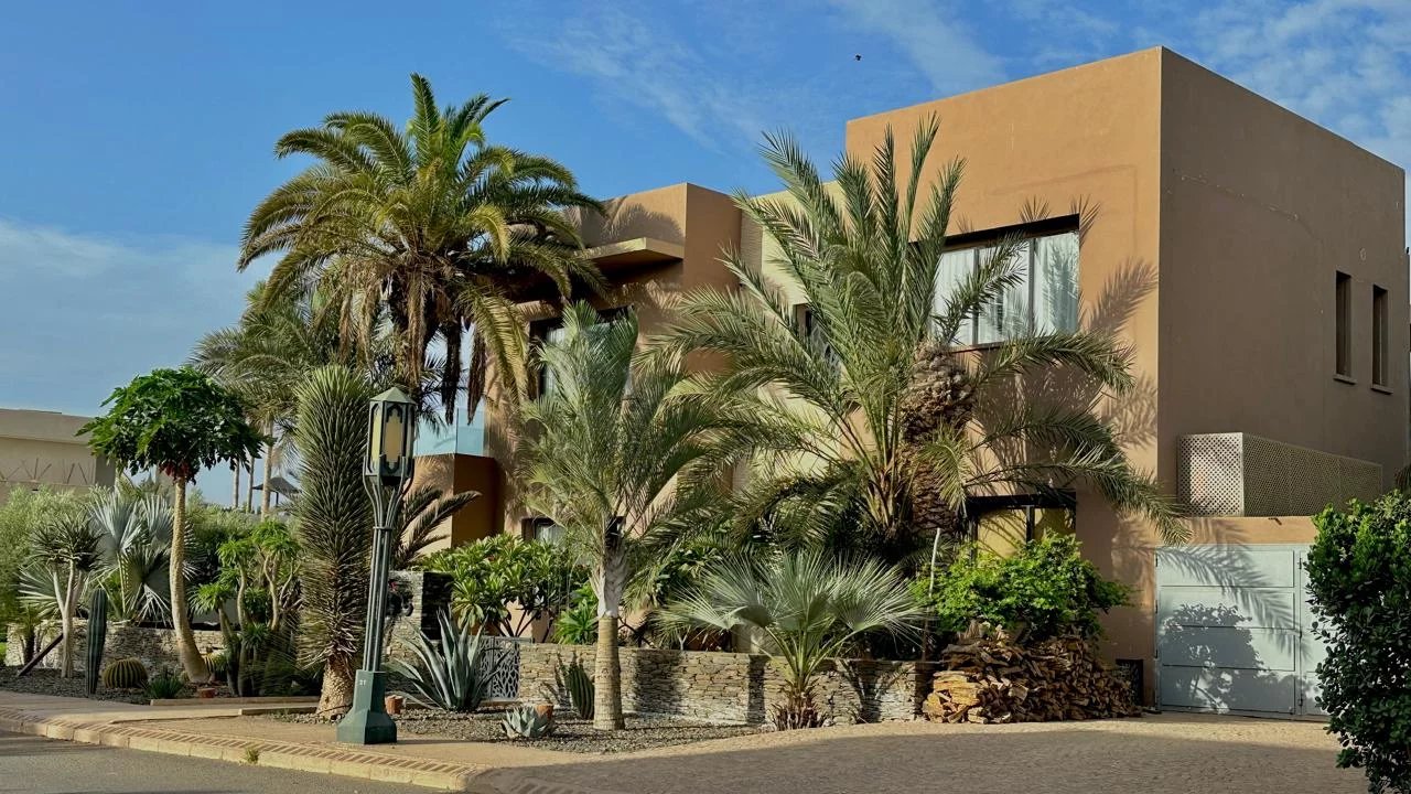 Front-row villa on Amelkis golf course