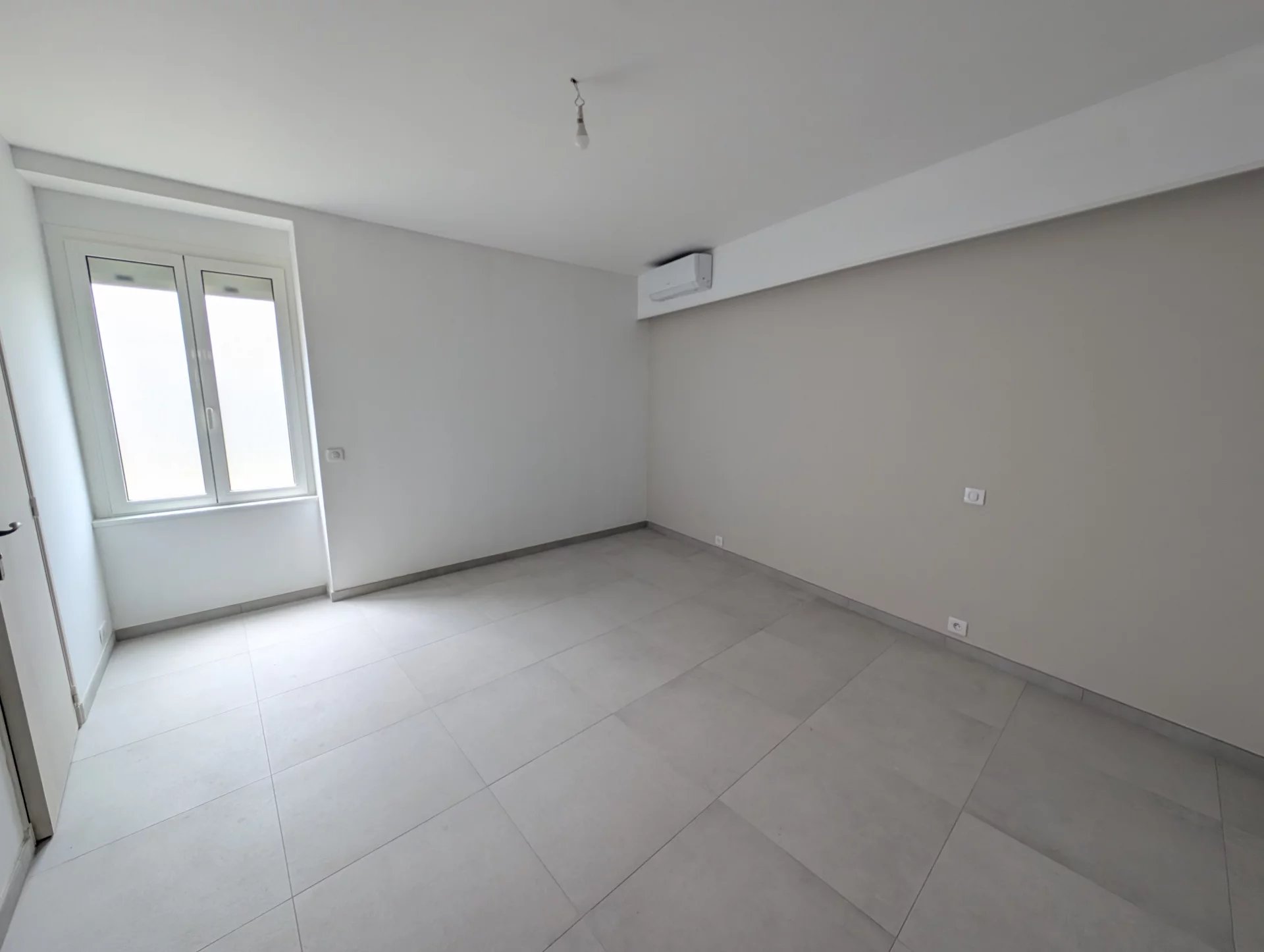 Exclusif : Appartement 2 pièces Neuf - Photo 3
