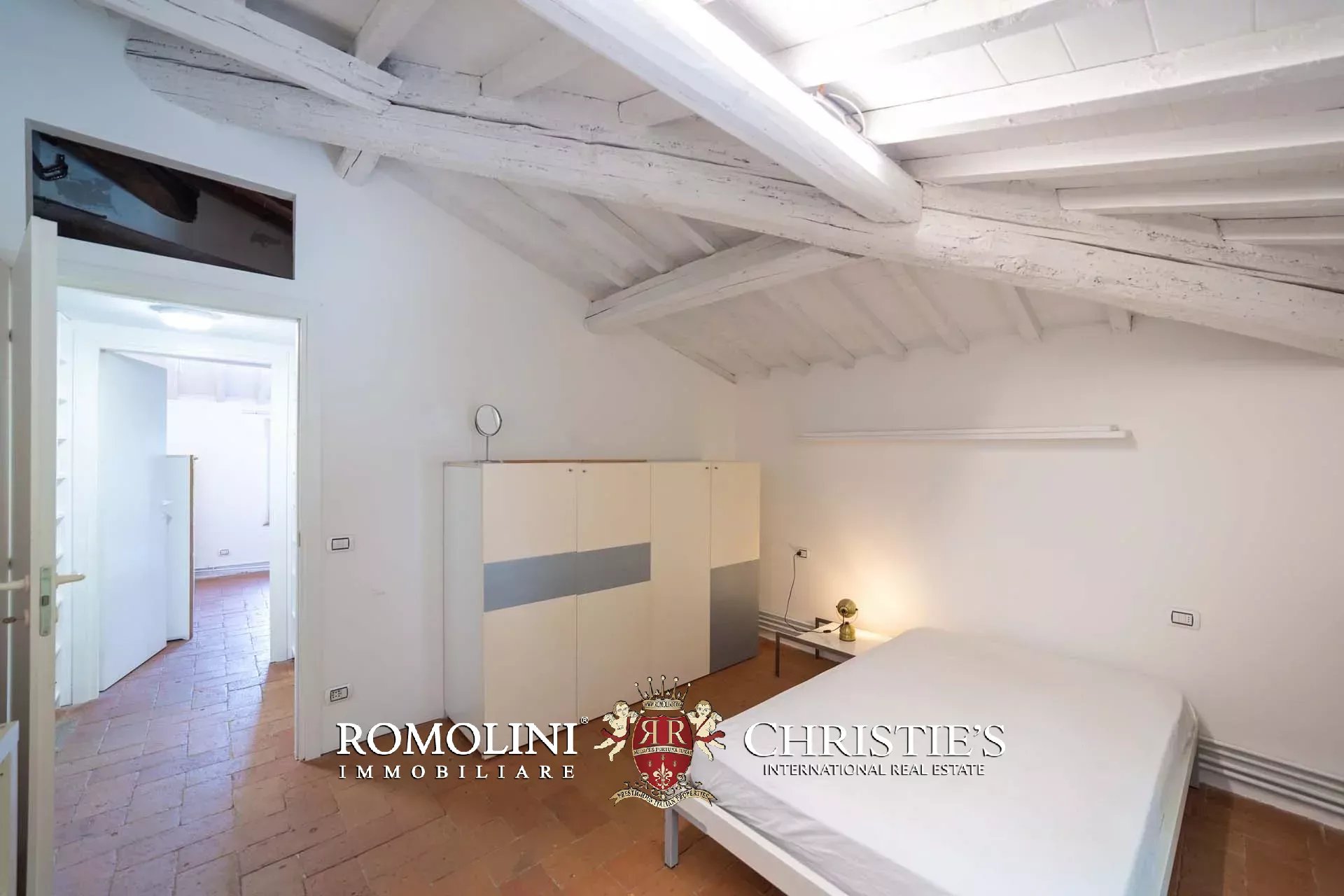 11 Bedroom Villa/Townhouse's Image 67