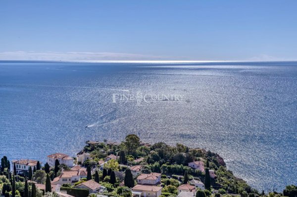 Luxury Sea View Villa for Sale in Théoule sur Mer — photo 2