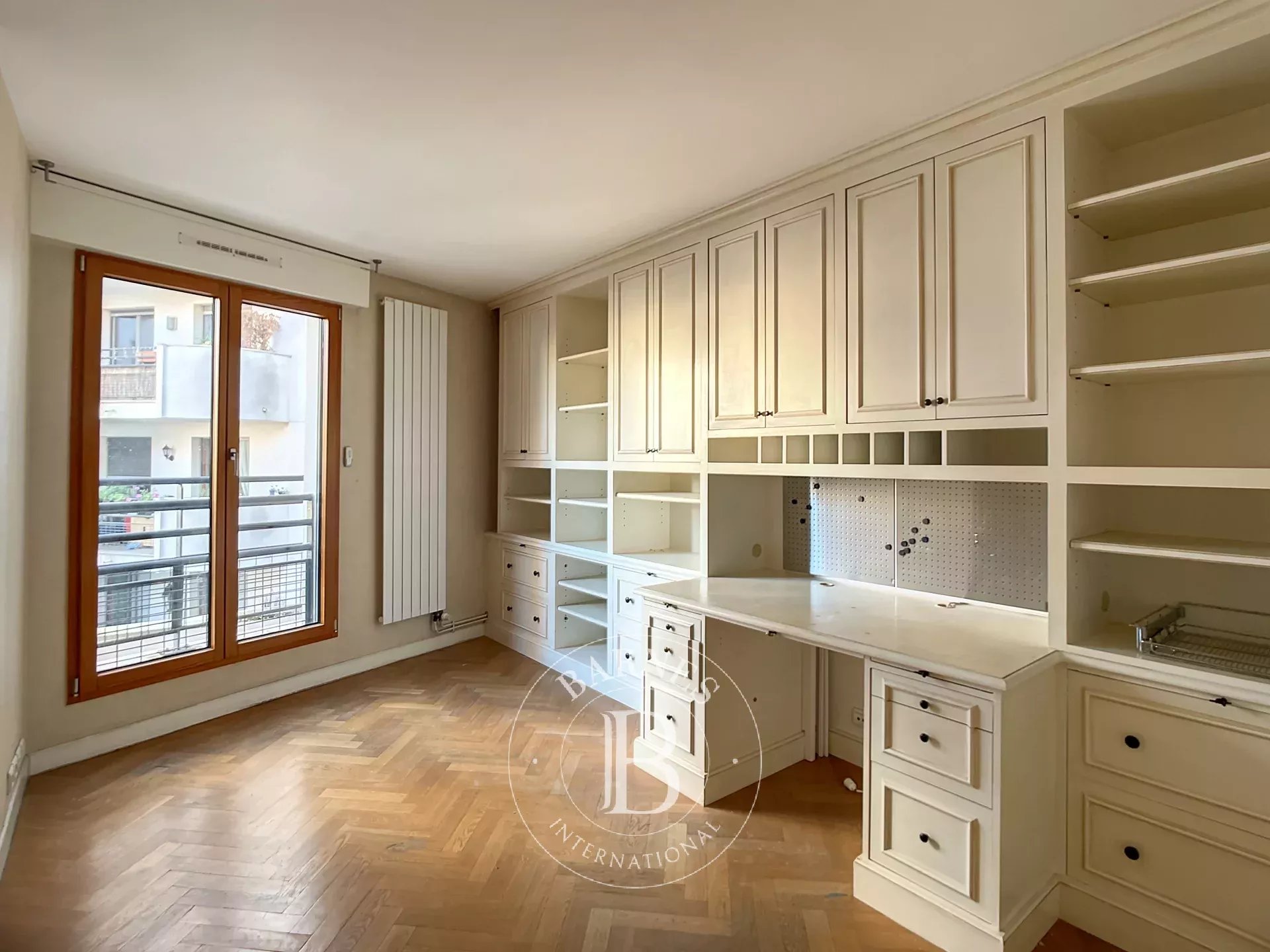 Daire Paris 16ème - picture 15