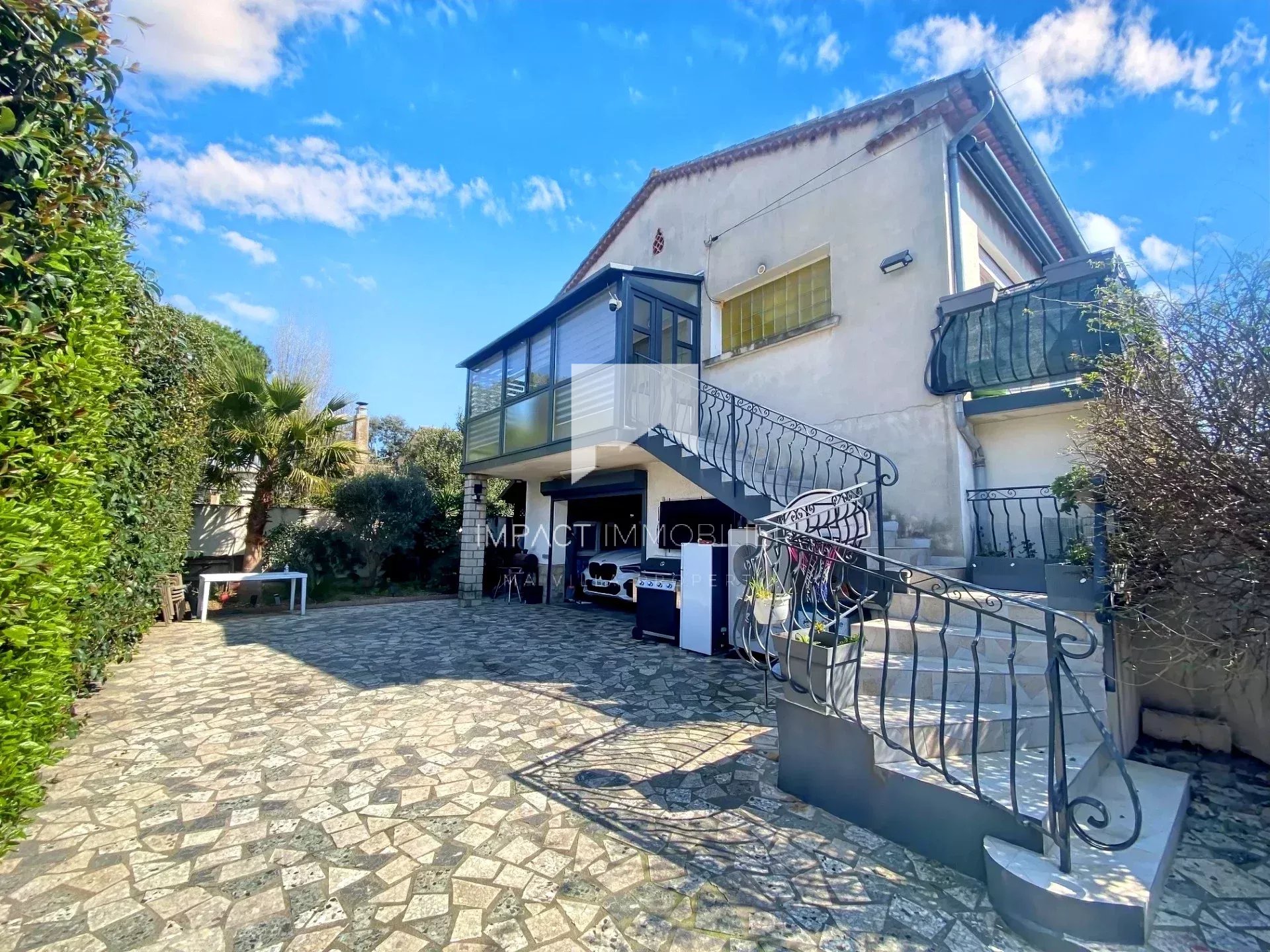 Agence immobilière de 