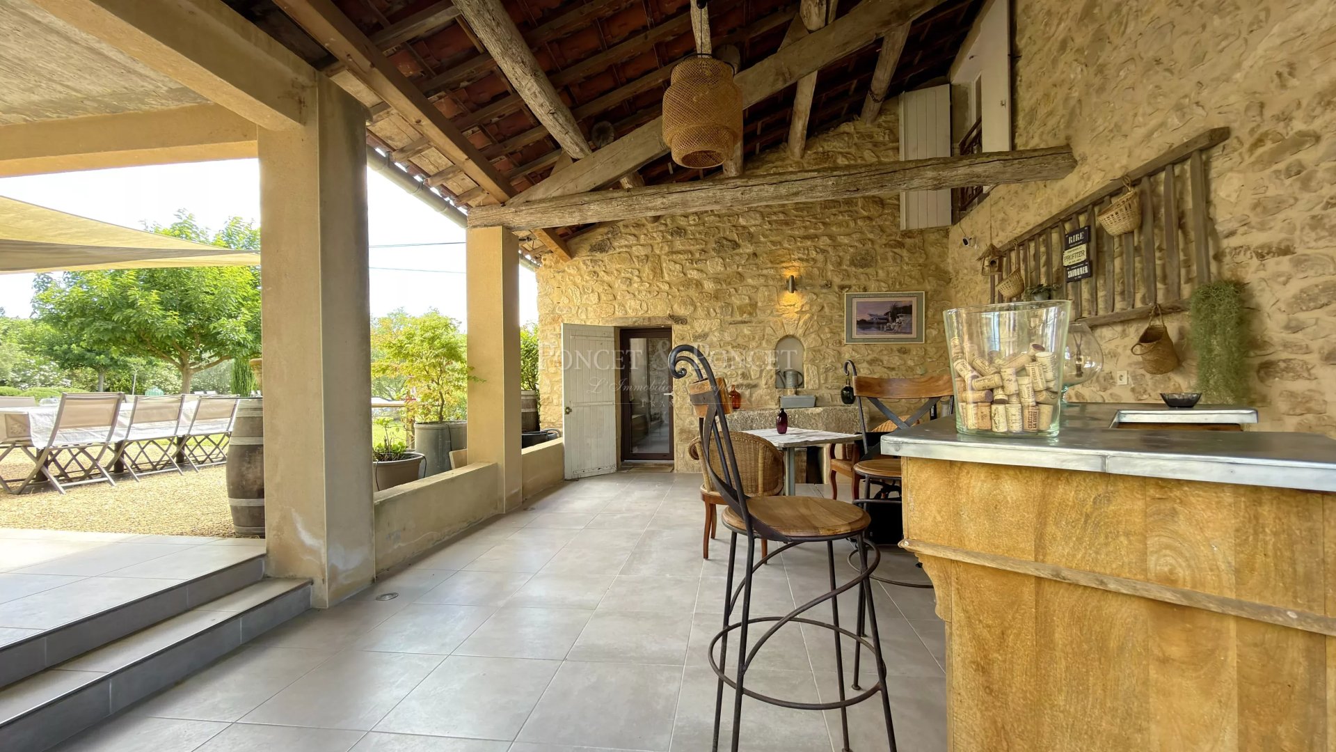 10 Bedroom Villa/Townhouse's Image 33