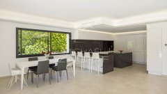 Valbonne - Elegant contemporary villa — photo 5 of 7