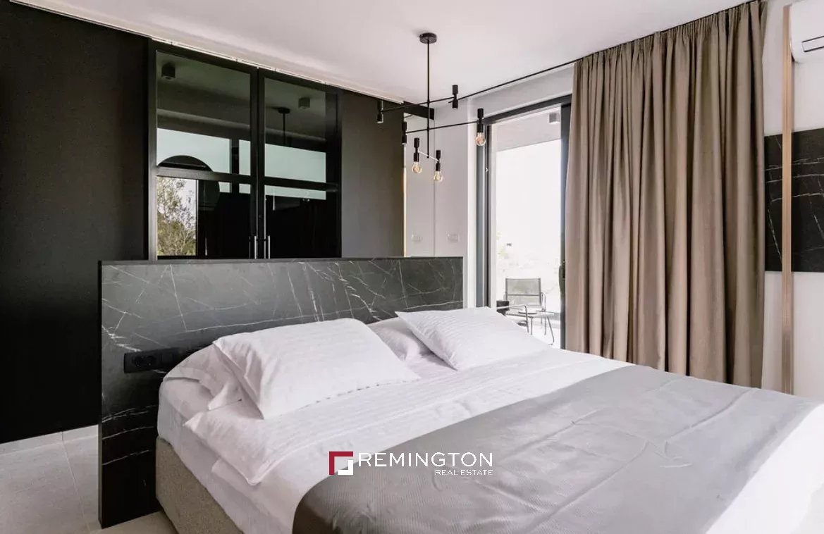 4 Bedroom Villa/Townhouse's Image 49