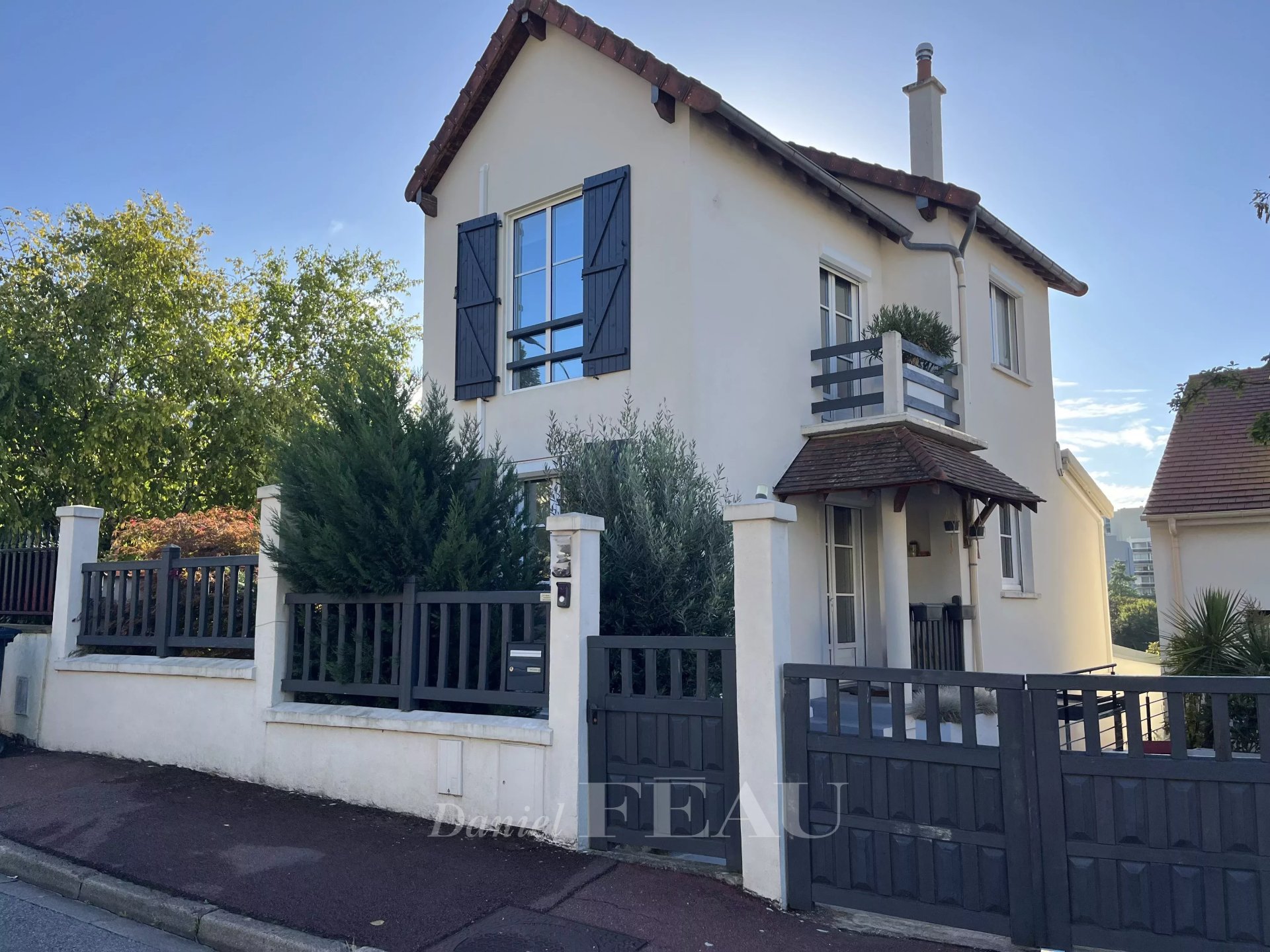 3 Bedroom Villa/Townhouse's Image 5