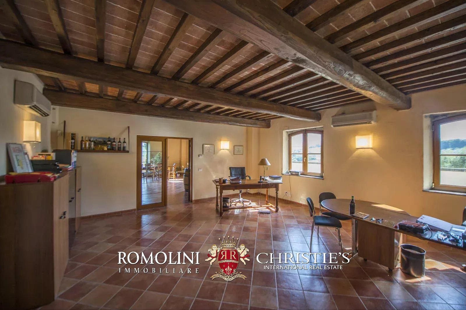 20 Bedroom Vineyard's Image 60