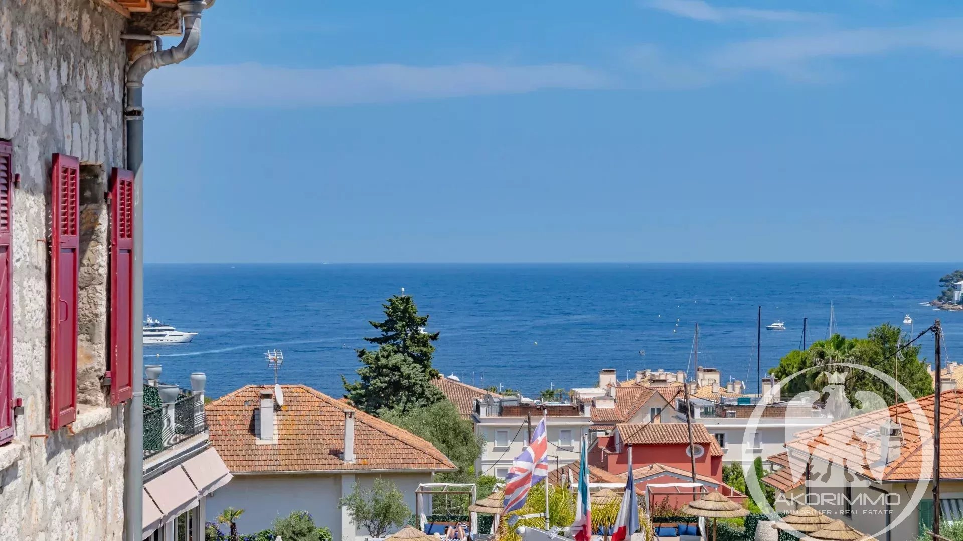 SAINT-JEAN-CAP-FERRAT - VILLA