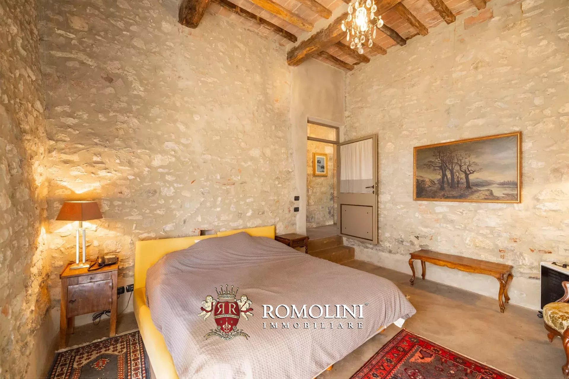 7 Bedroom Villa/Townhouse's Image 28