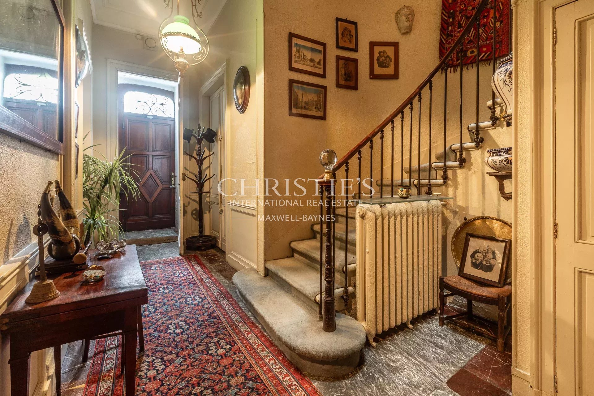 5 Bedroom Villa/Townhouse's Image 4
