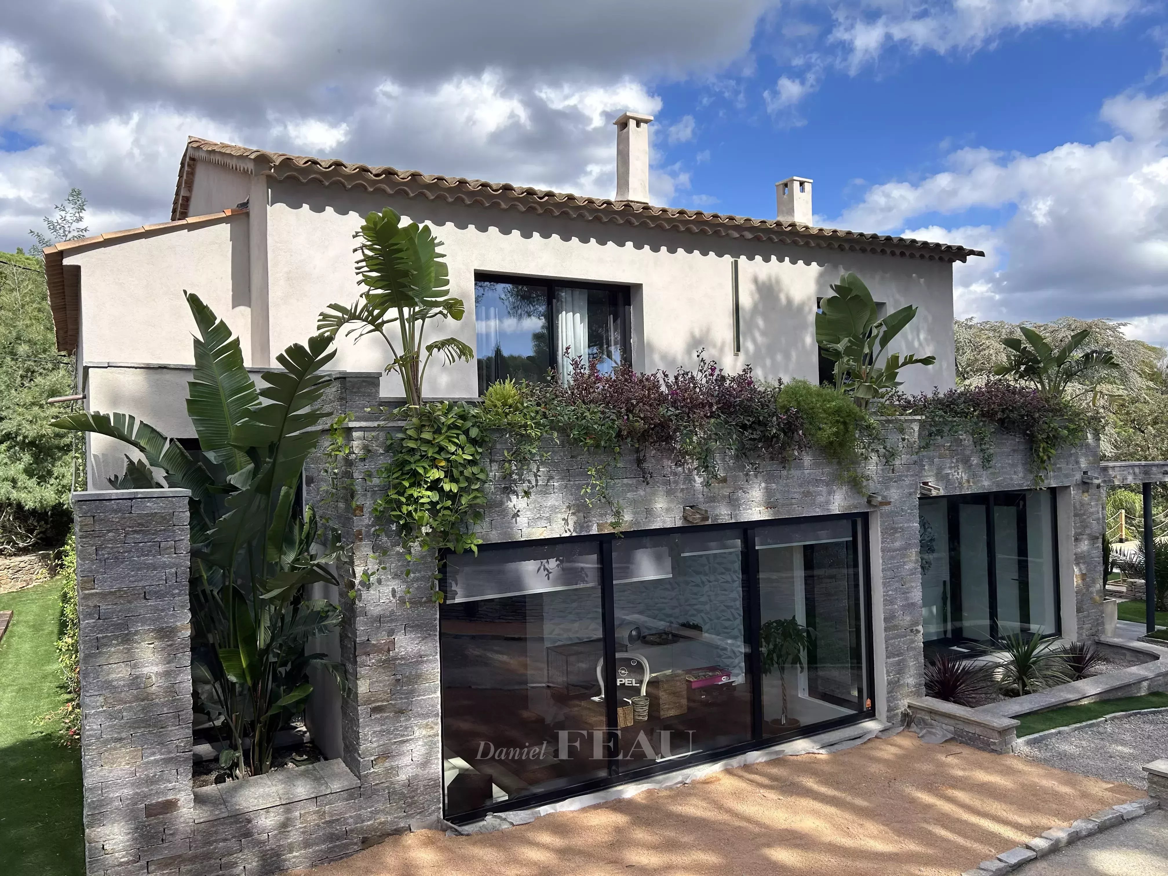 Grimaud – A renovated 4-bed villa