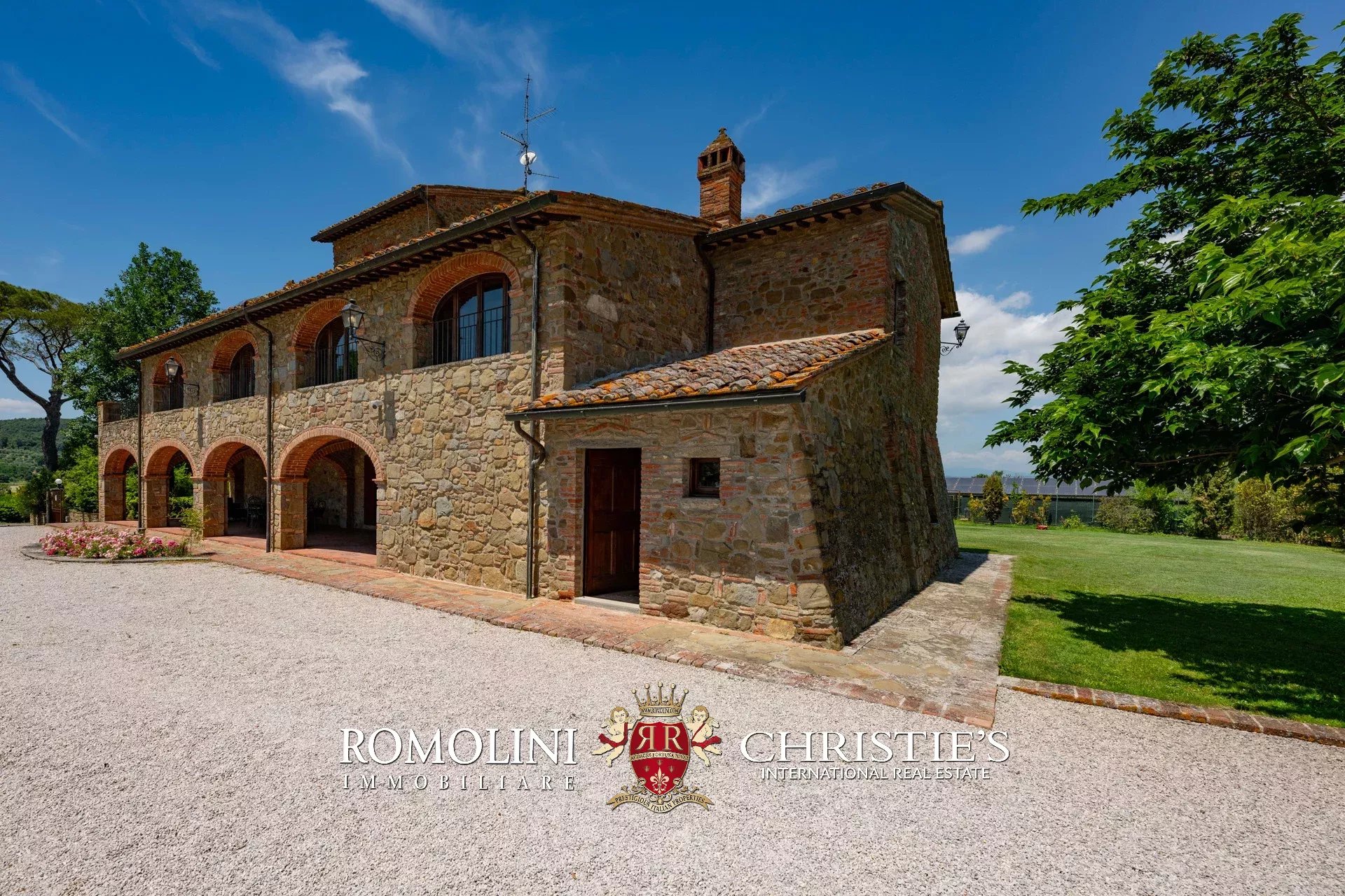 5 Bedroom Villa/Townhouse's Image 12