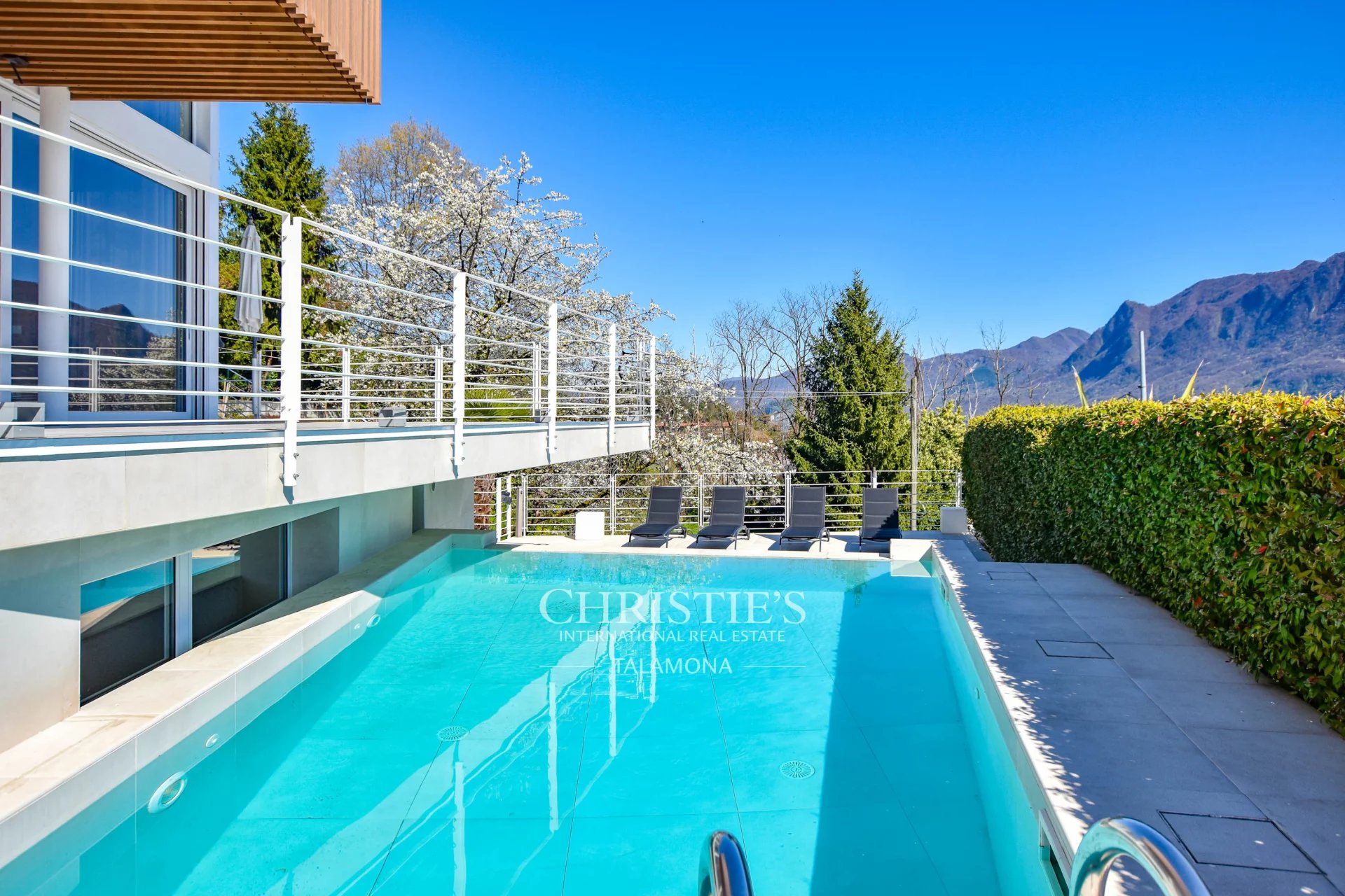 3 Bedroom Villa/Townhouse's Image 30