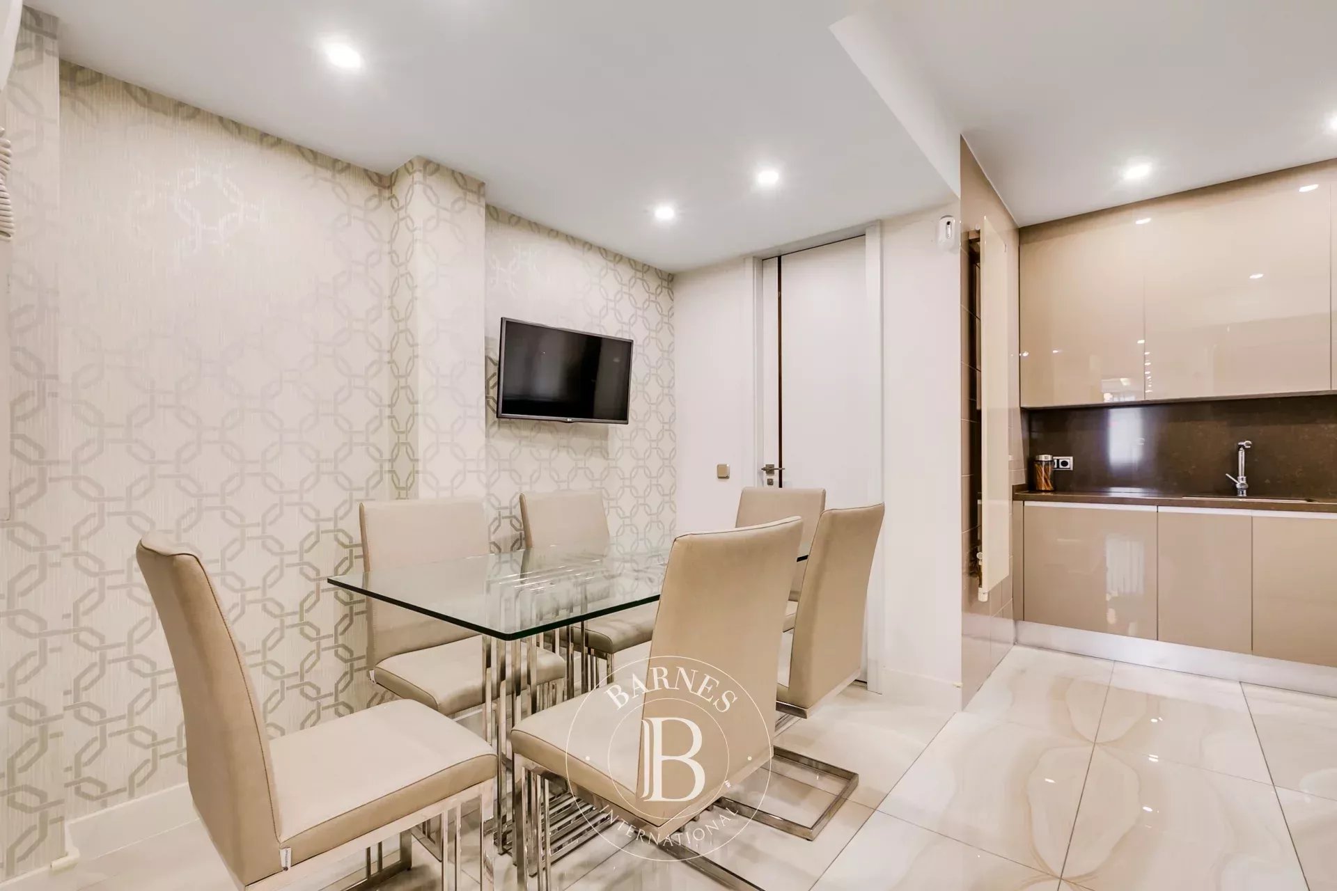 Daire Madrid - picture 15