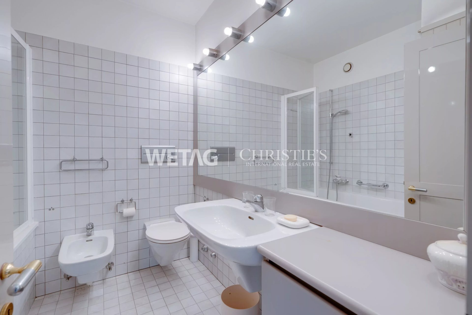 4 Bedroom Apartment/Flat's Image 5
