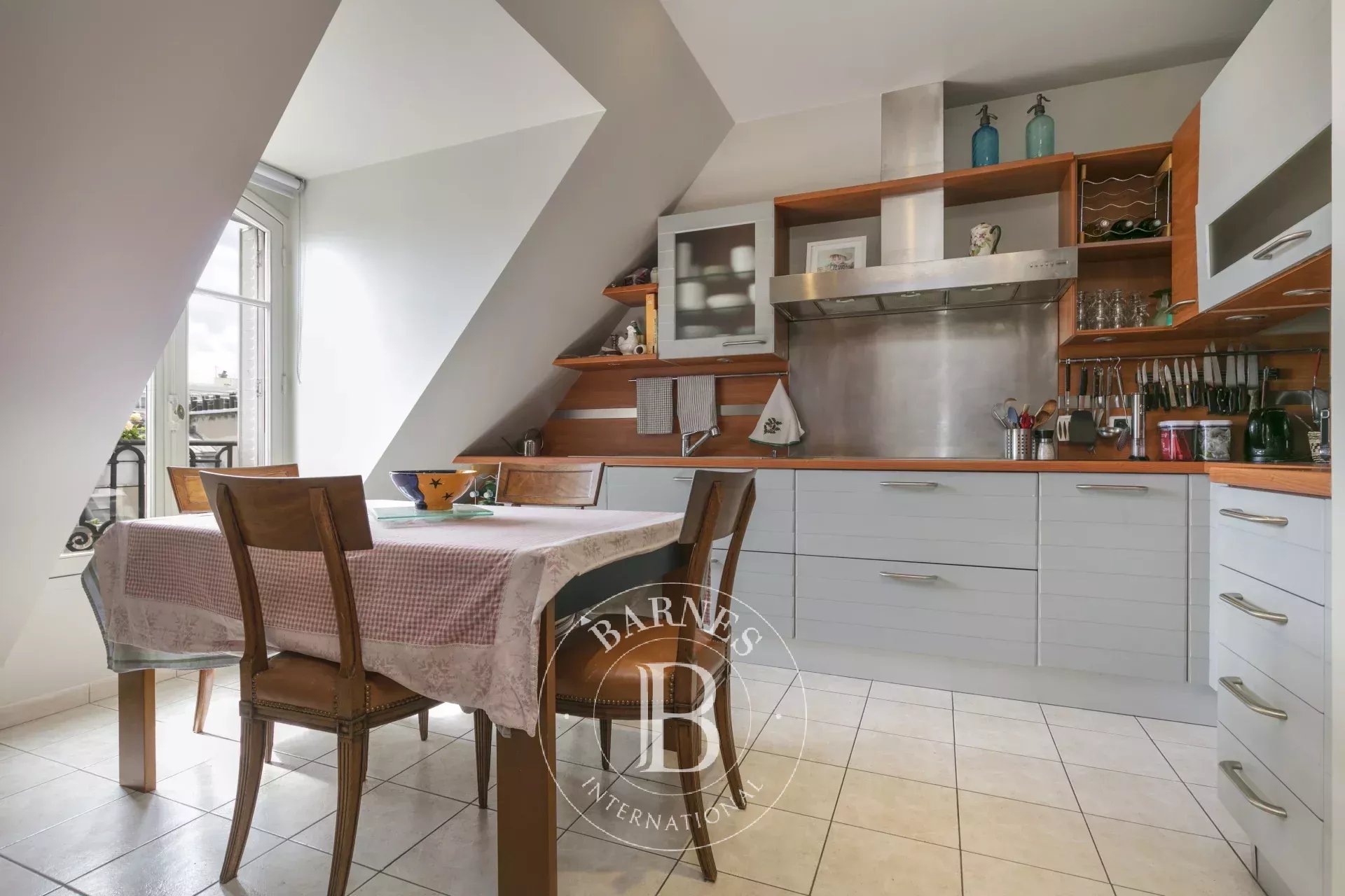 Daire Paris 8ème - picture 5