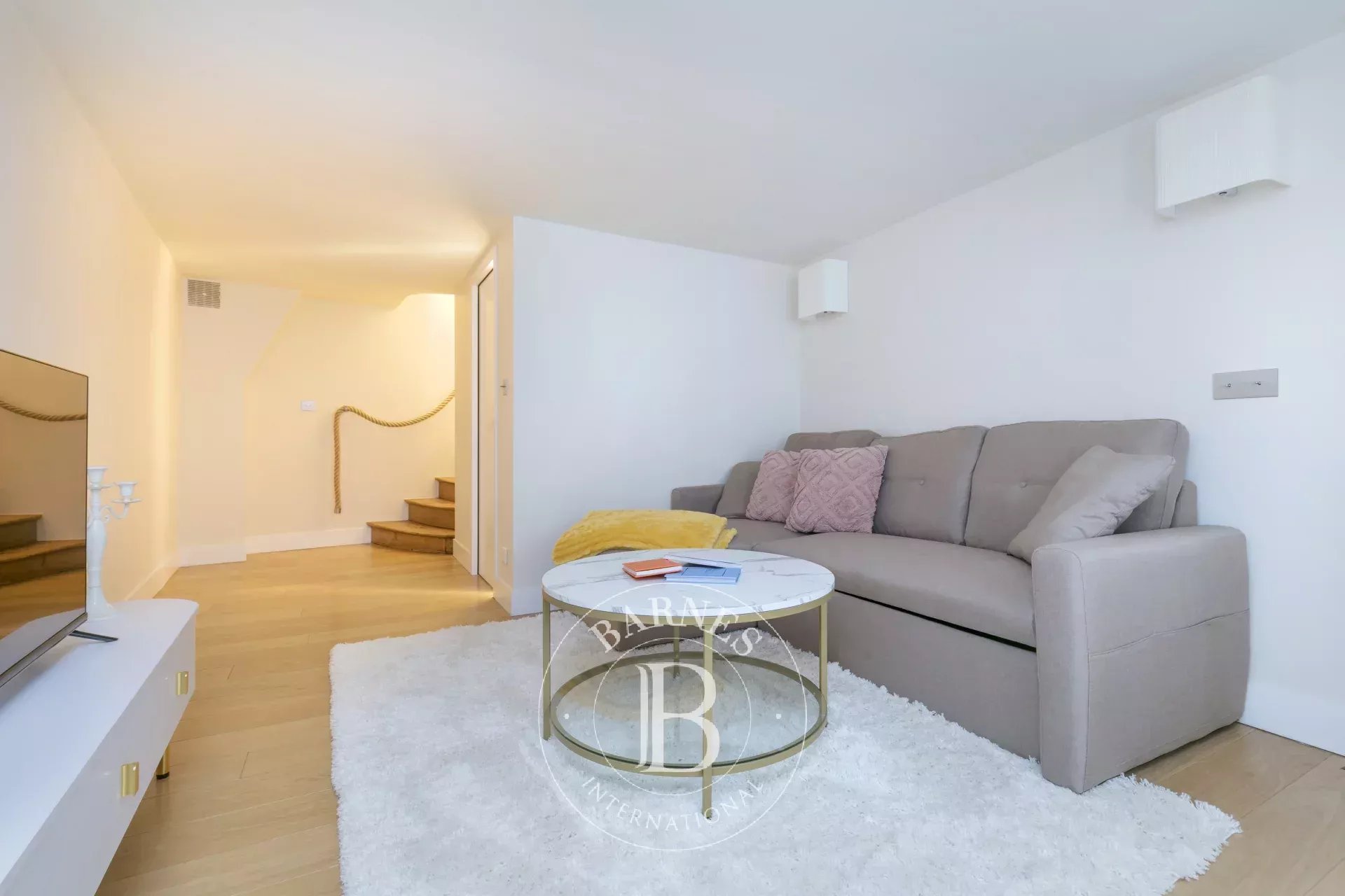 Daire Paris 6ème - picture 14