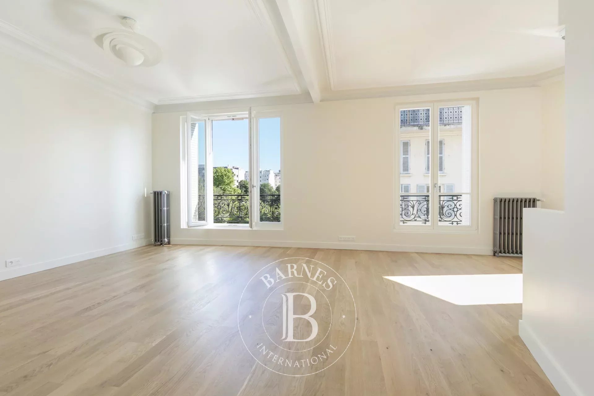 Daire Paris 10ème - picture 6