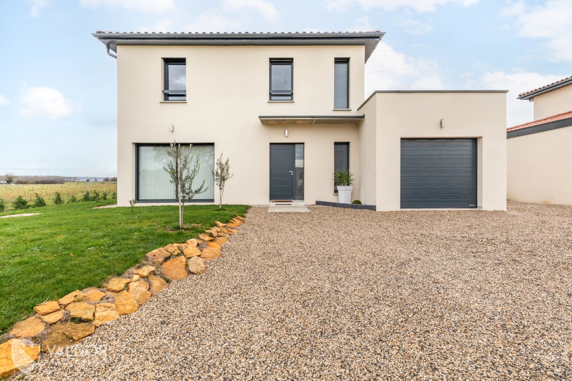 Maison récente de 140 m²  avec 5 chambres