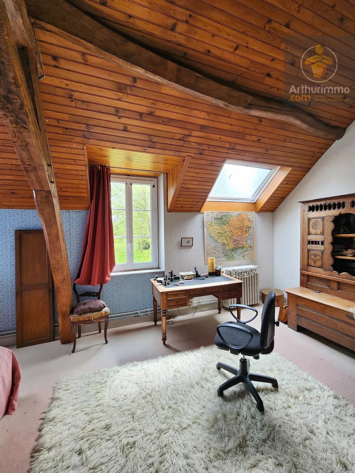 Charmante Maison à réinventer à Beaugency avec Jardin Spacieux — photo 16