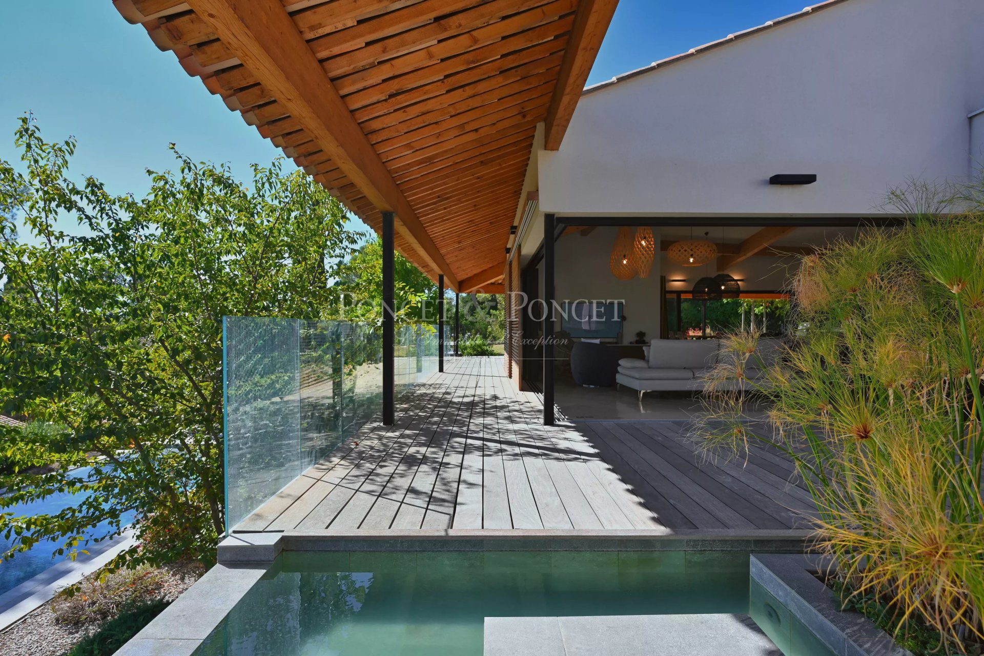 6 Bedroom Villa/Townhouse's Image 8