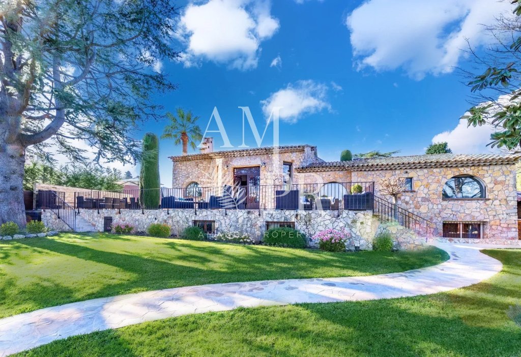 Villa for sale in Mougins — Luxury Stone Villa for Sale in Mougins | Prestigious Family Estate