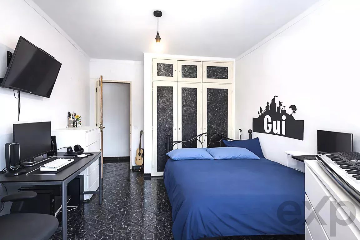 2 Bedroom Apartment in Olhão with Balcony and Covered Terrace | Prime Location 86879591 image 23
