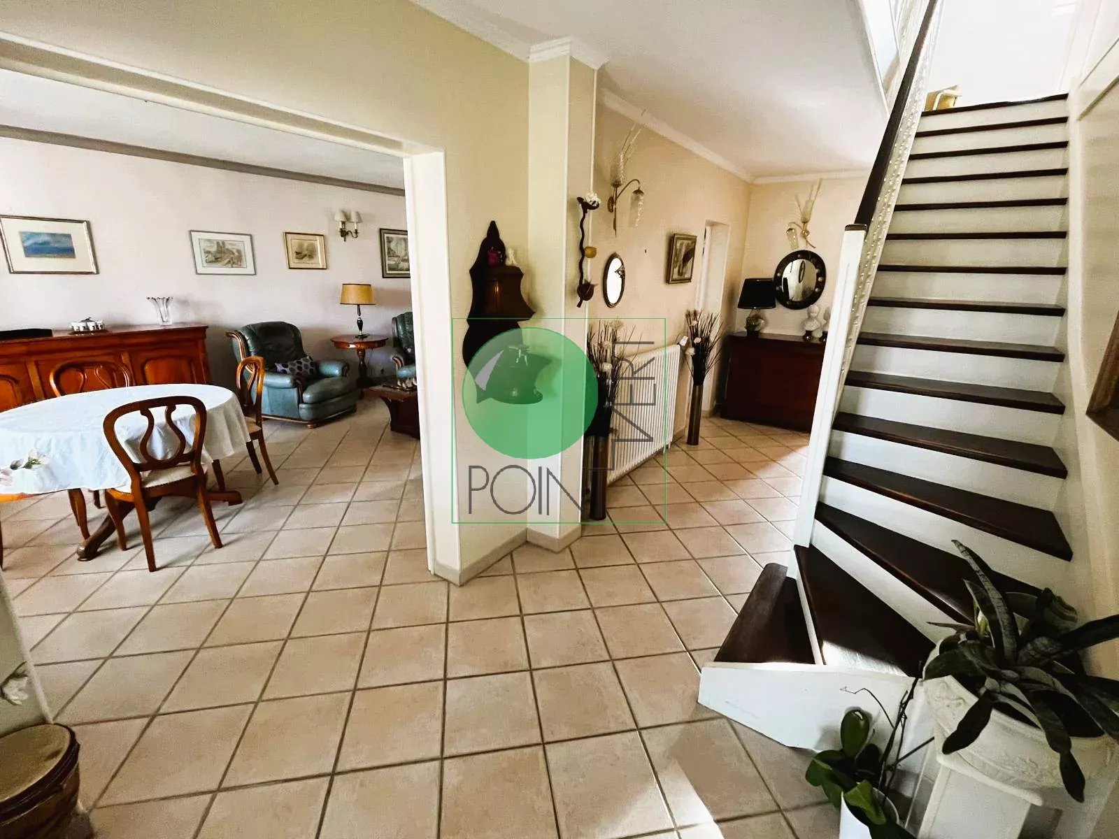 Agence immobilière de 