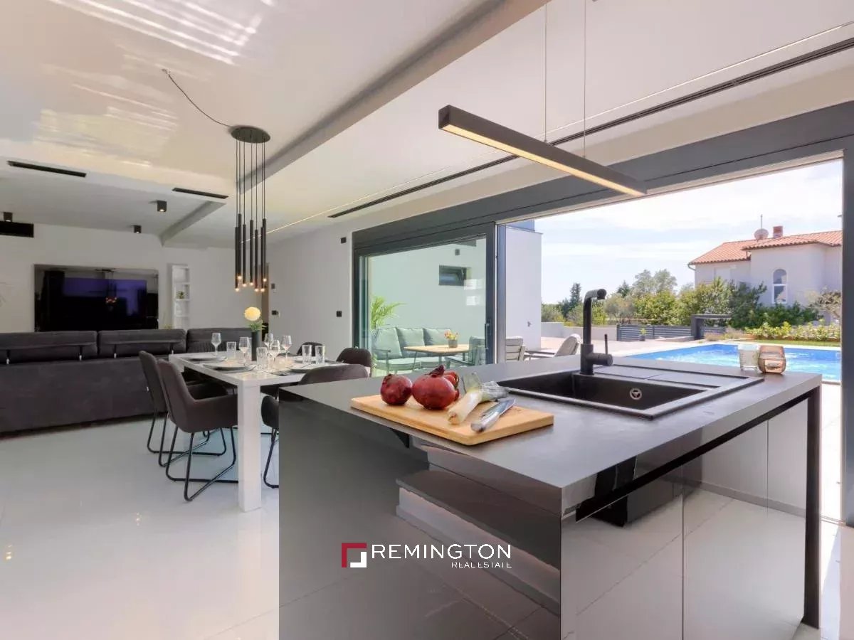 3 Bedroom Villa/Townhouse's Image 7