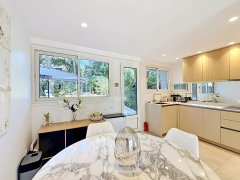 2-Bedroom Apartment in Cannes — photo 5 of 7