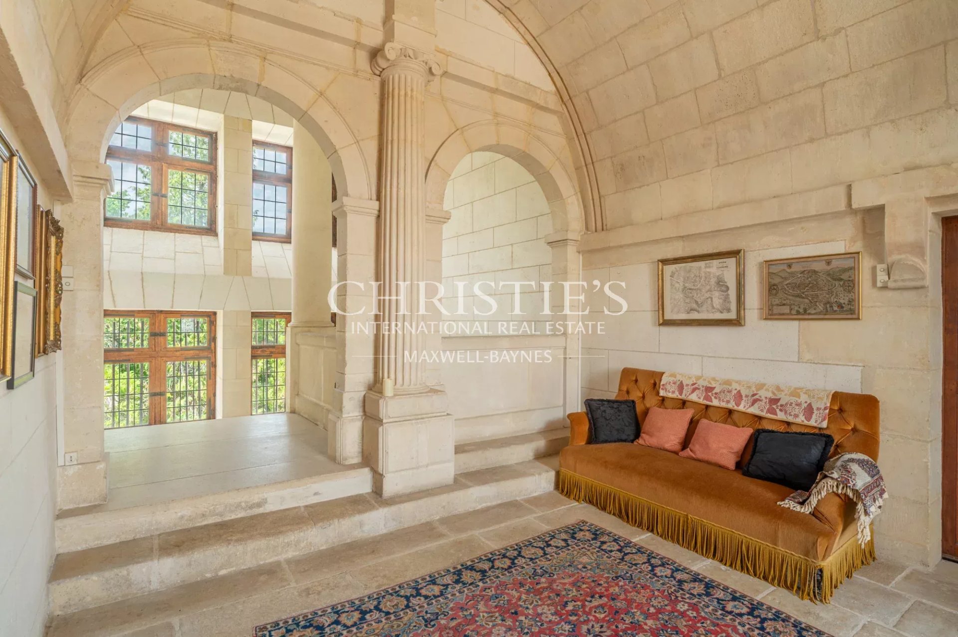 9 Bedroom Chateau's Image 21