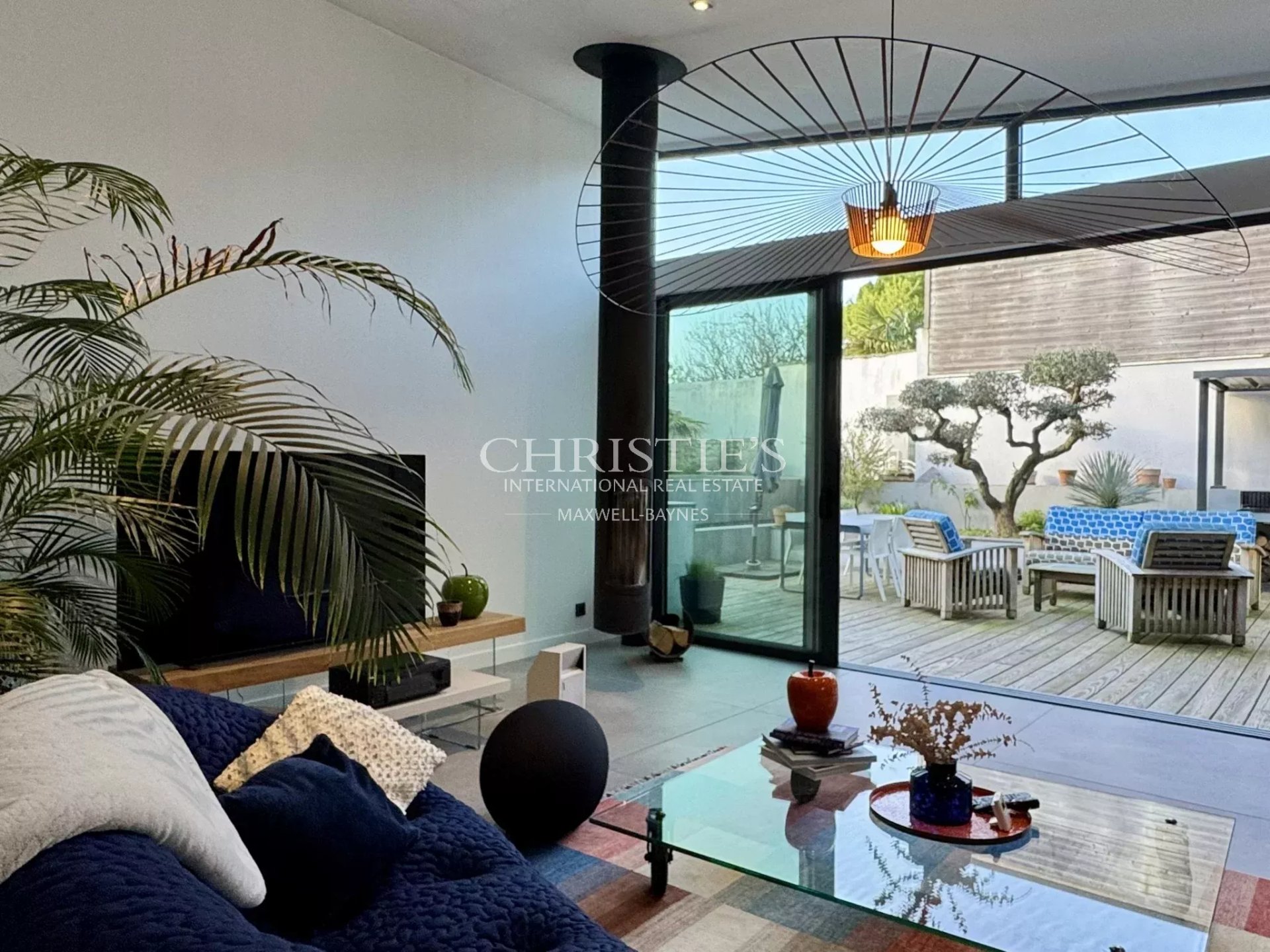 4 Bedroom Villa/Townhouse's Image 8