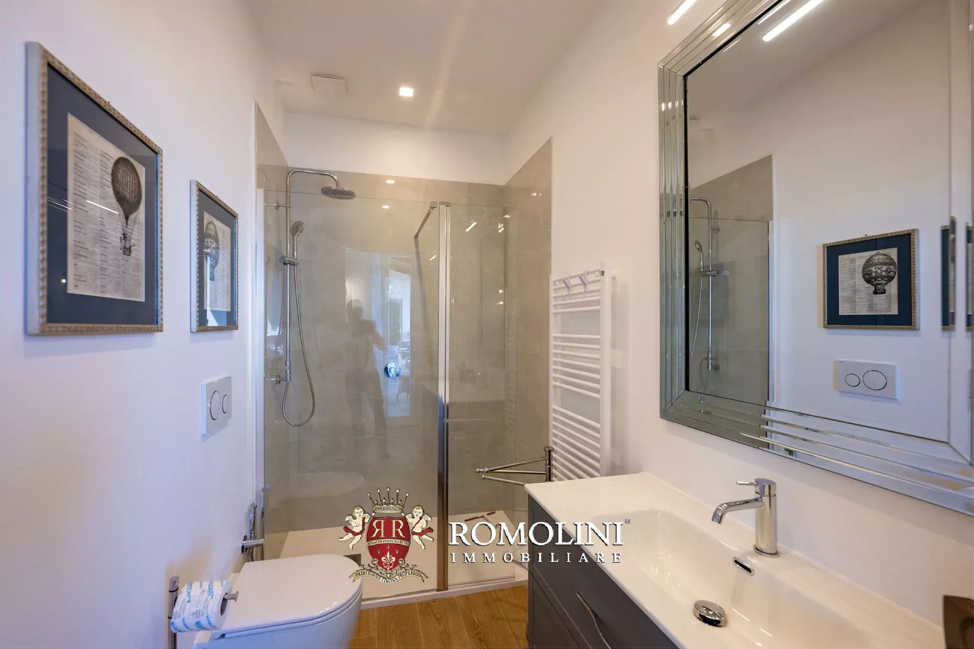 ECO-FRIENDLY VILLA FOR SALE NOT FAR FROM THE SEA, PISA, TUSCANY