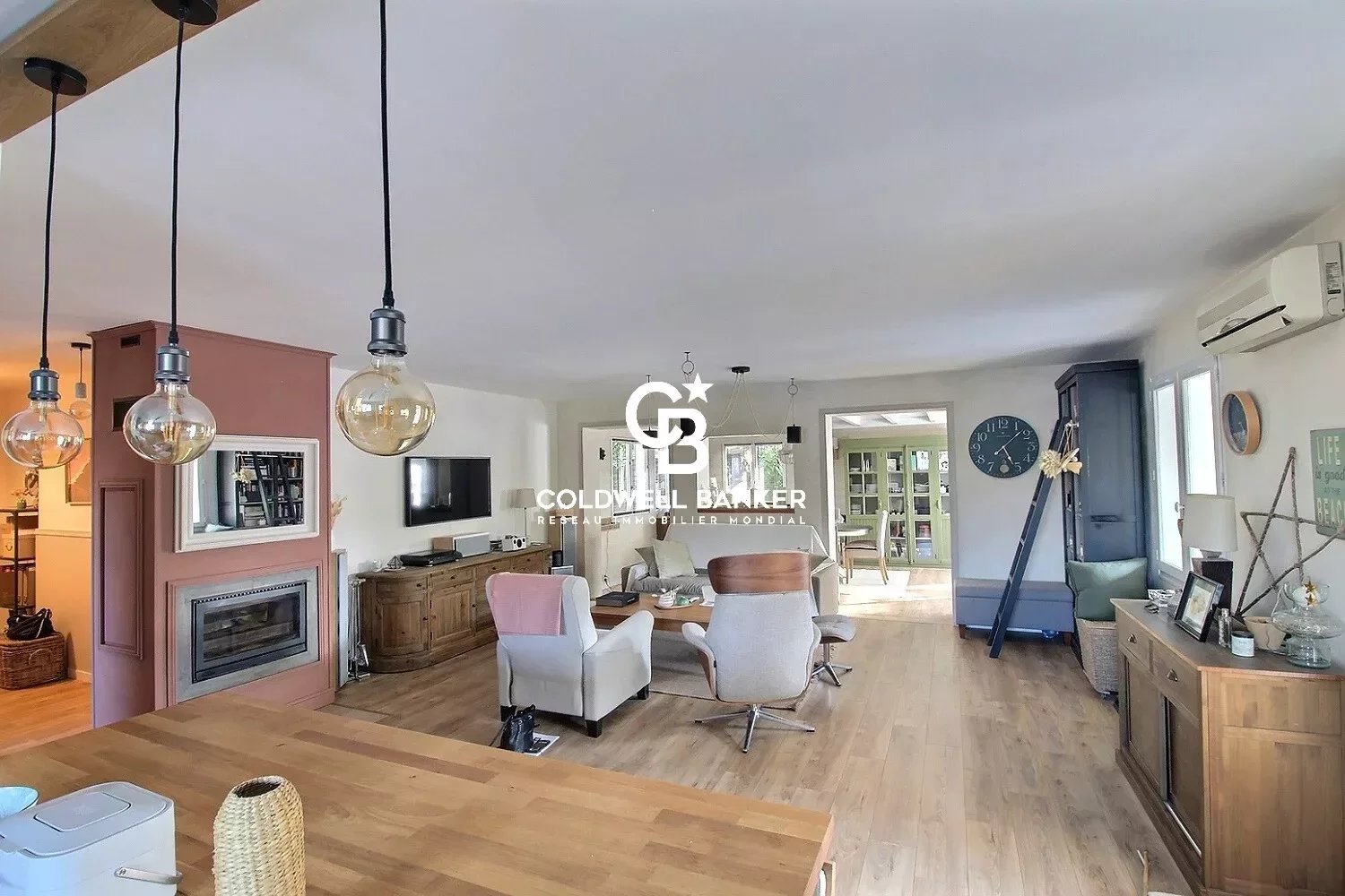 Agence immobilière de Silver Coast Int. Realty