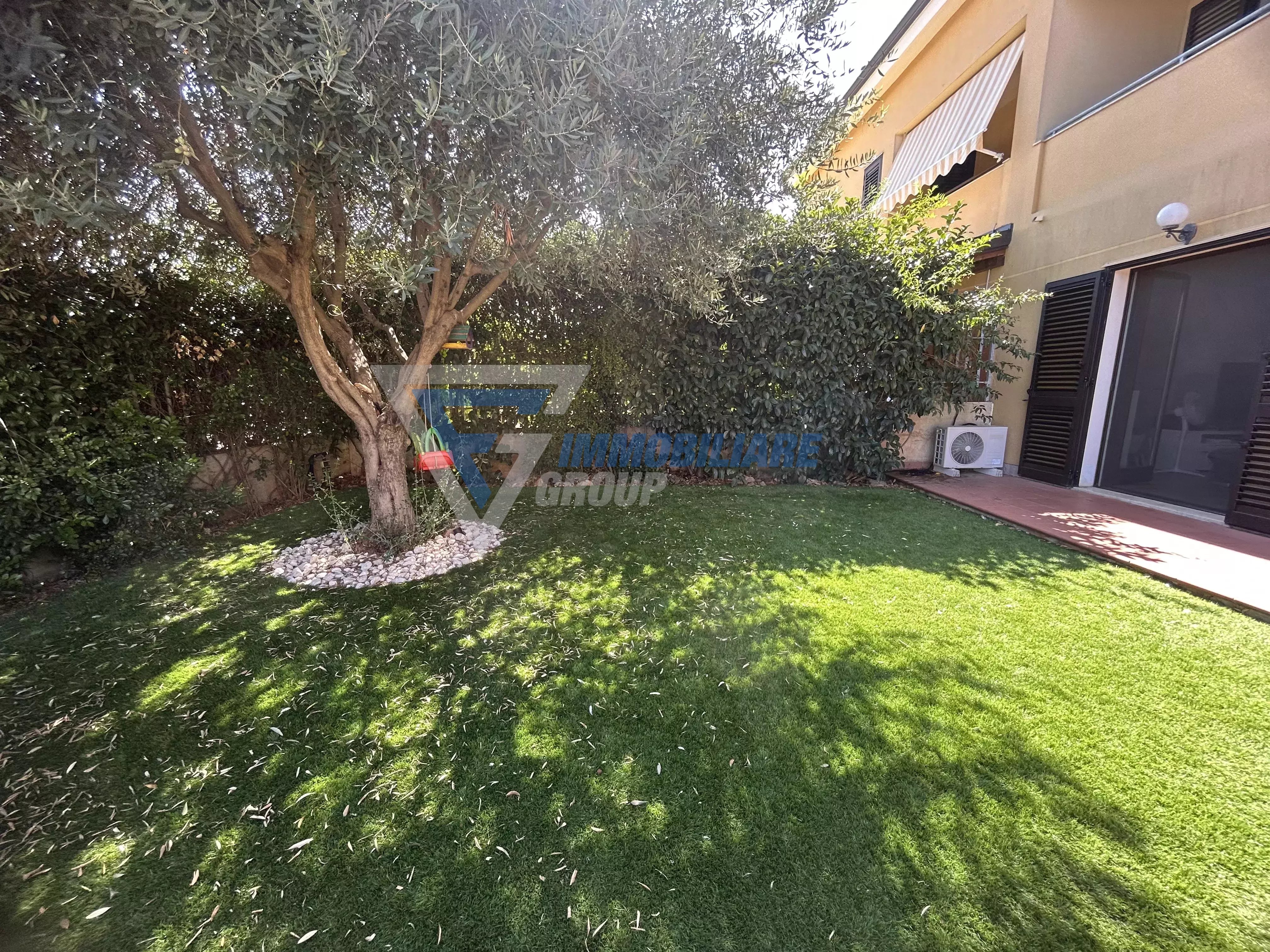 Splendida Villa Bifamiliare in Zona Pizzuta