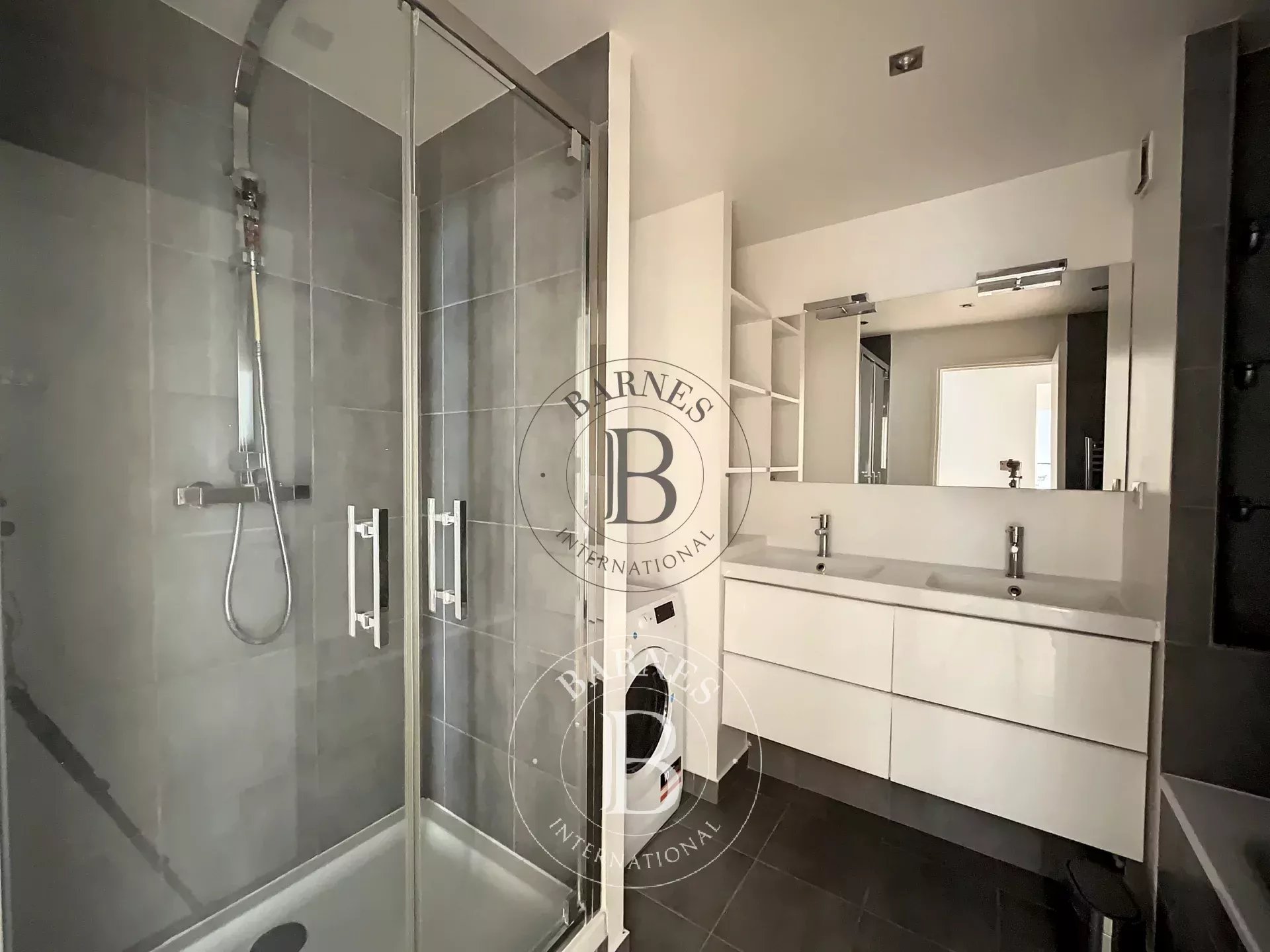 Daire Paris 8ème - picture 18