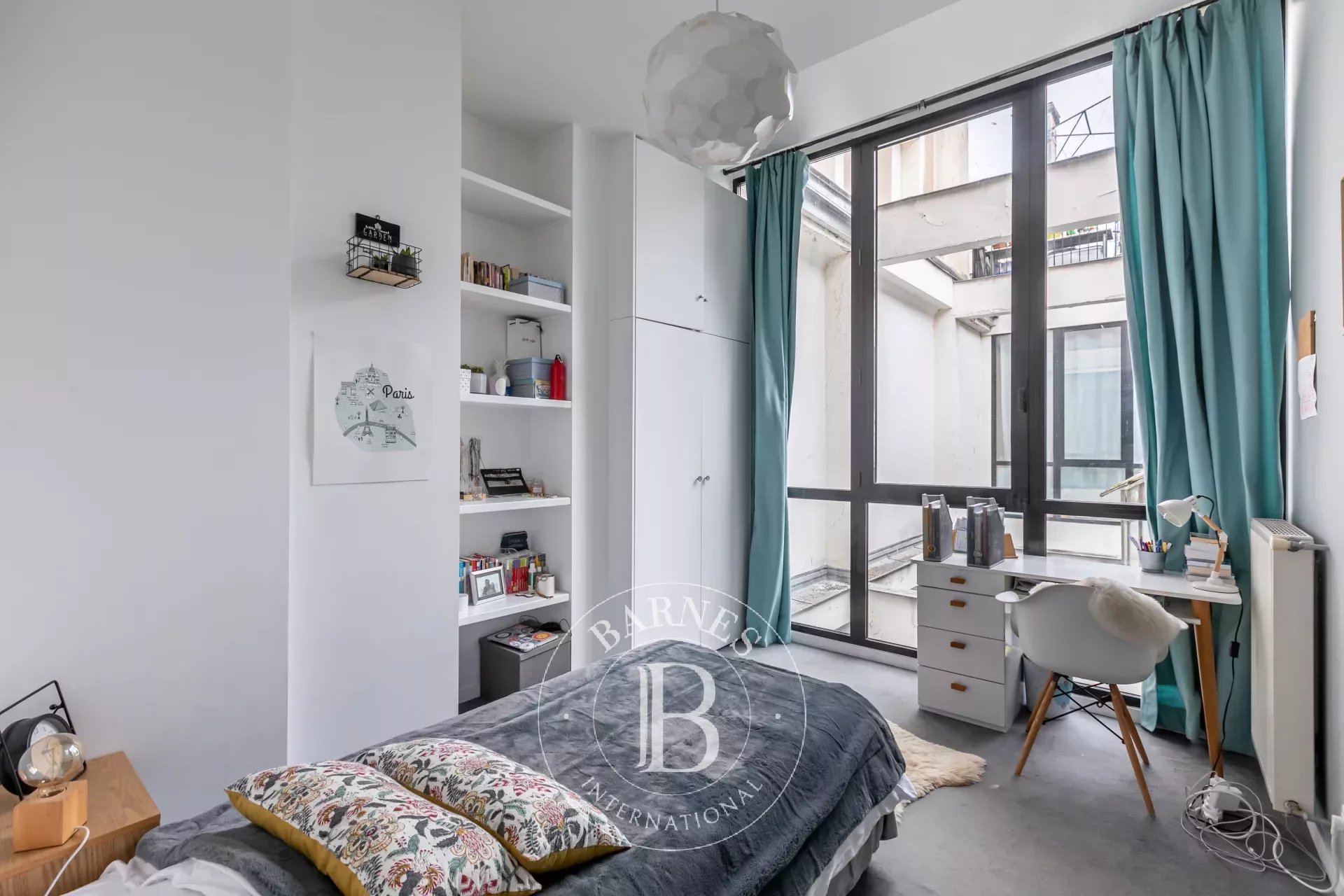 Daire Paris 10ème - picture 12