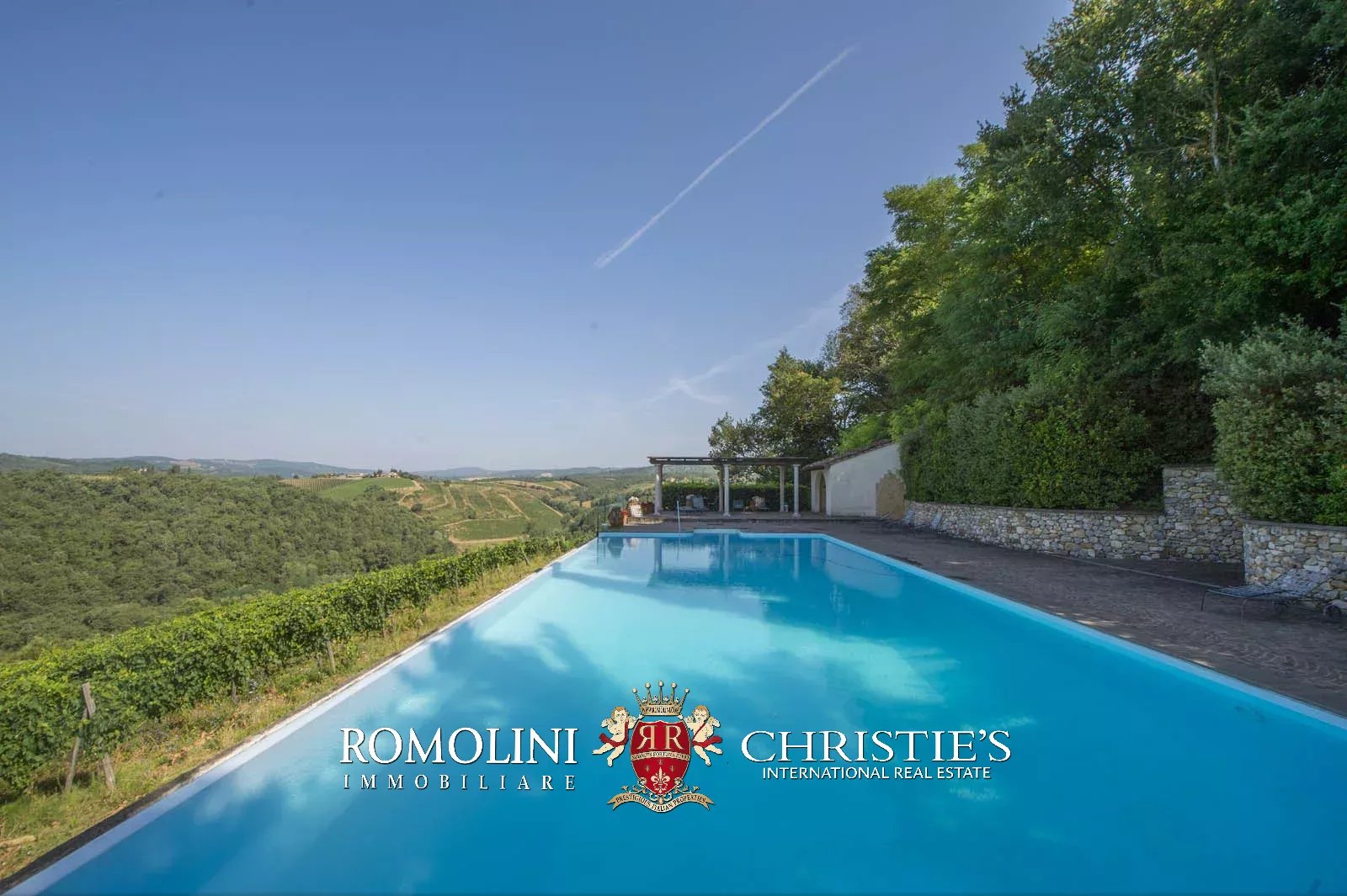 20 Bedroom Vineyard's Image 17