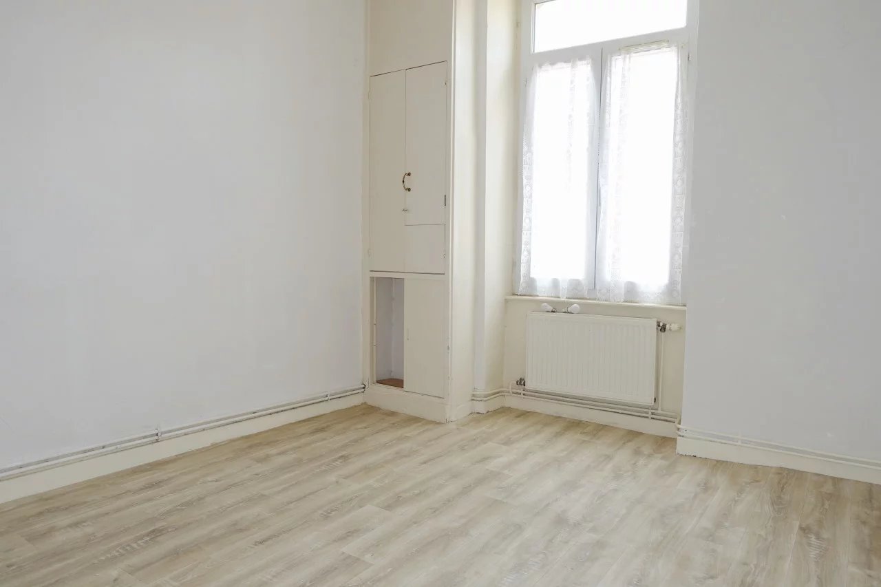 APPARTEMENT T3 DE 74 M² AVEC TERRASSE + ASCENSEUR — photo 4