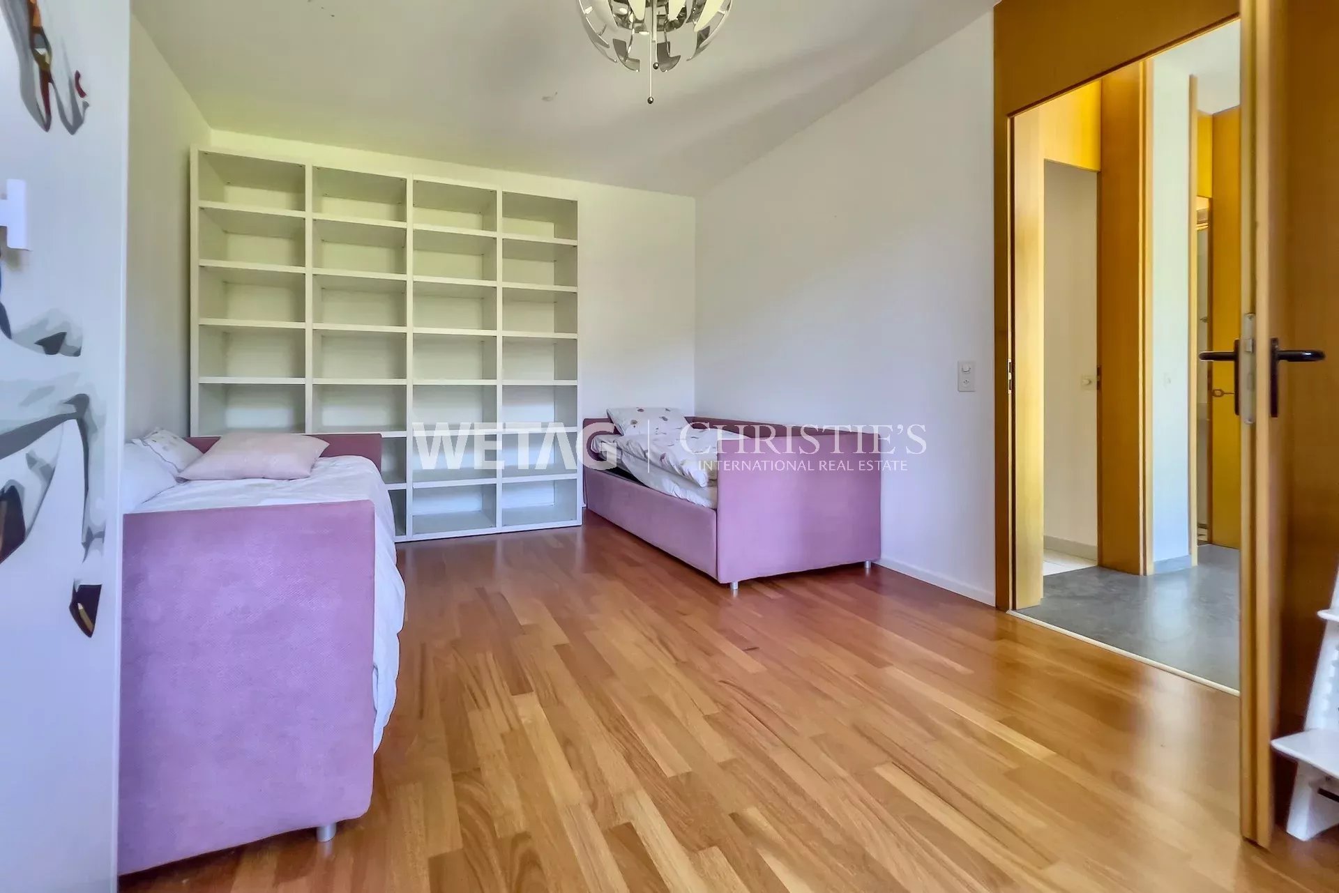 3 Bedroom Villa/Townhouse's Image 6