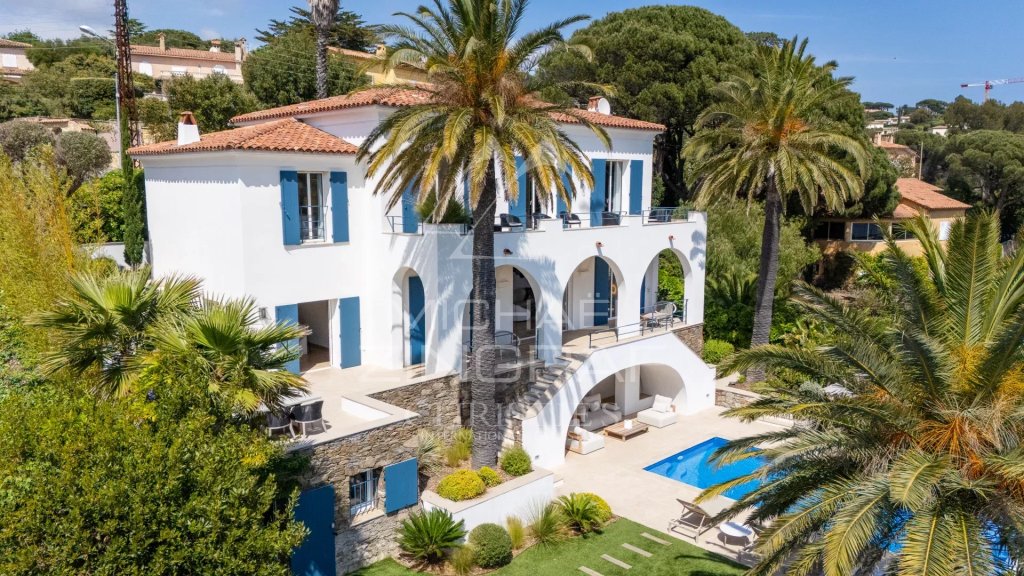 Villa for sale in Sainte Maxime — Charming Property in the Heart of Sainte-Maxime with Sea View