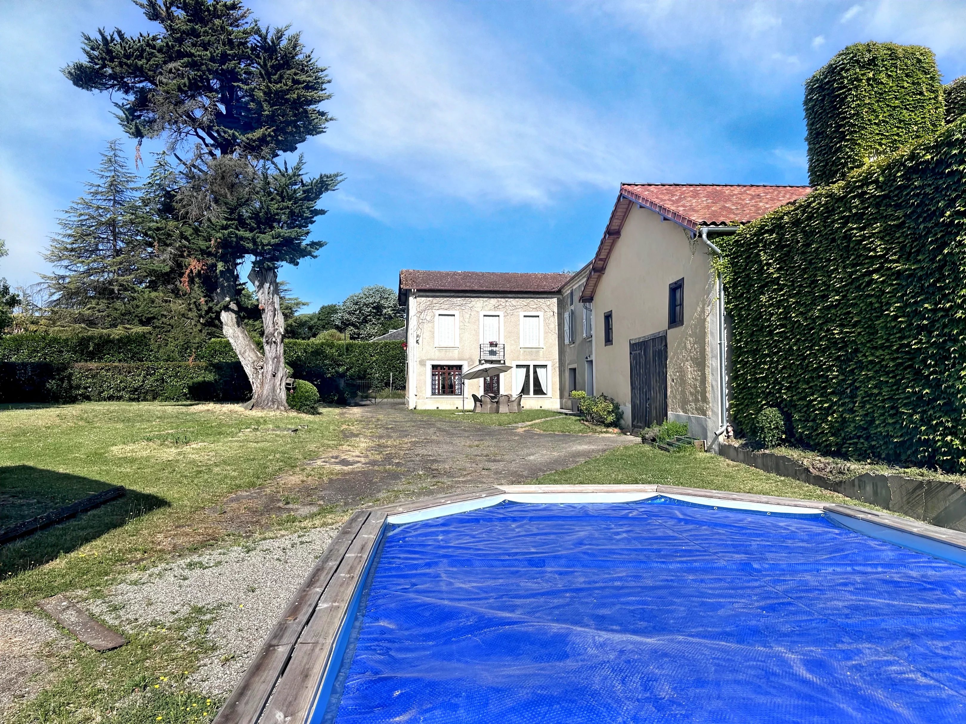 Maison de village à vendre Miélan, Gers