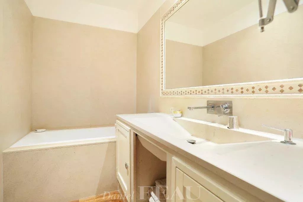 Rental Apartment Paris 16th