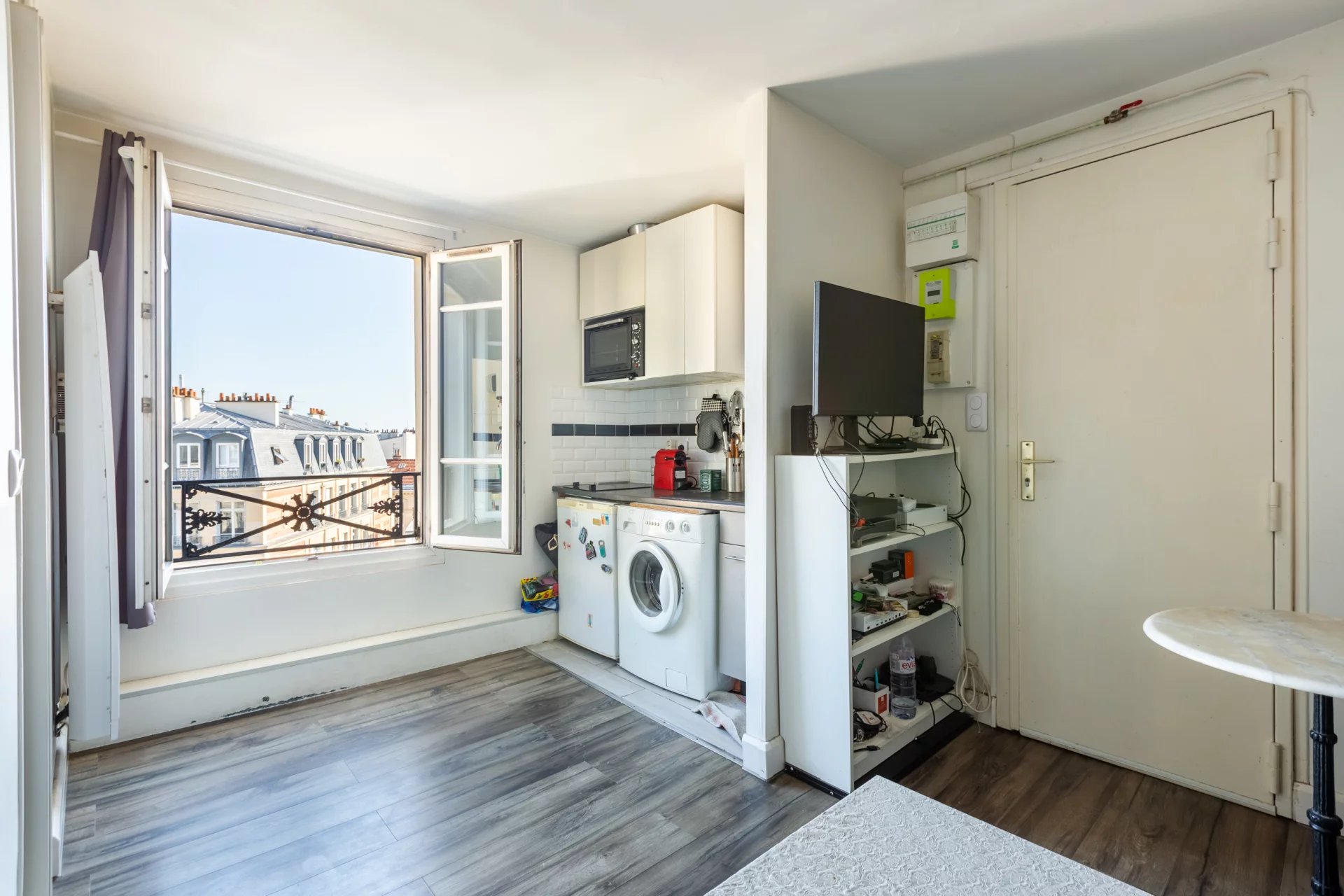 Sale Apartment Paris 10th