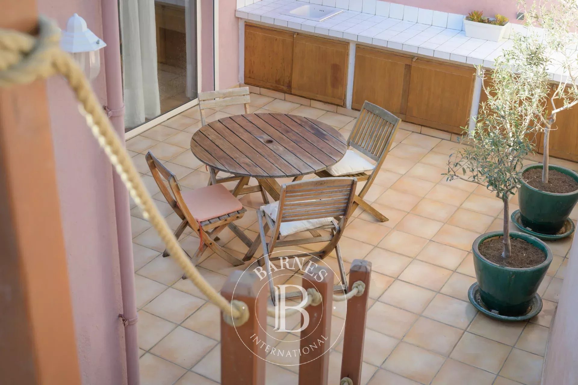 Ev Marseille 7ème - picture 4