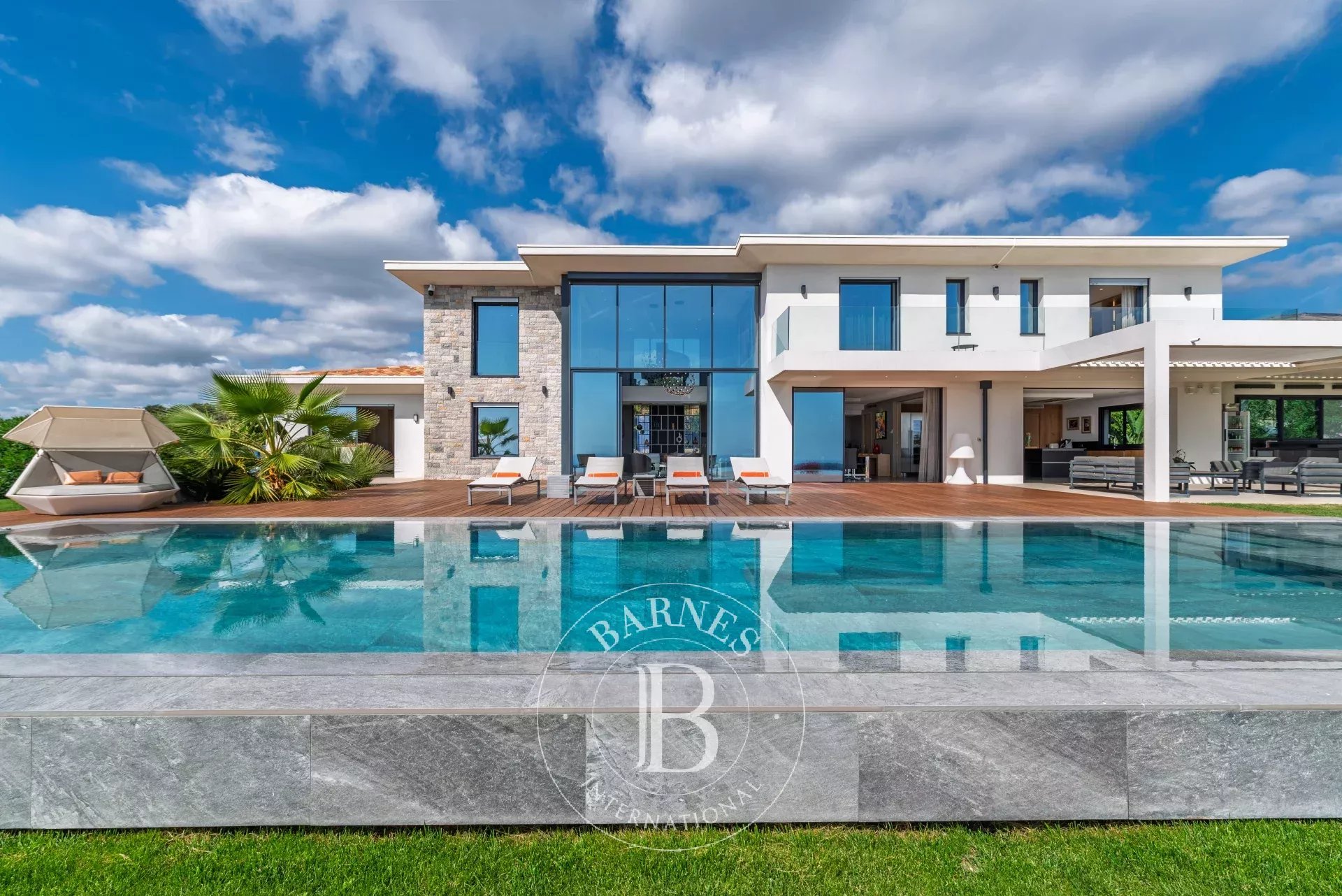 Maison Roquefort-les-Pins  -  ref 86223943 (picture 1)