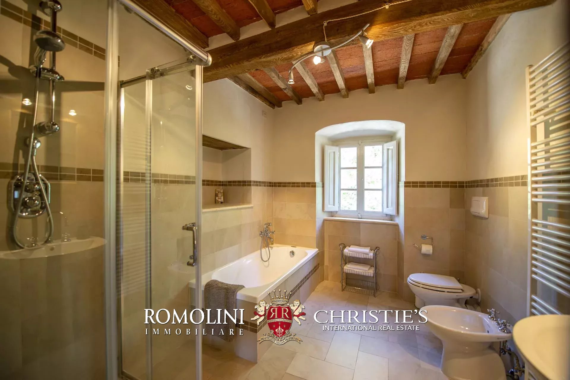 10 Bedroom Villa/Townhouse's Image 56