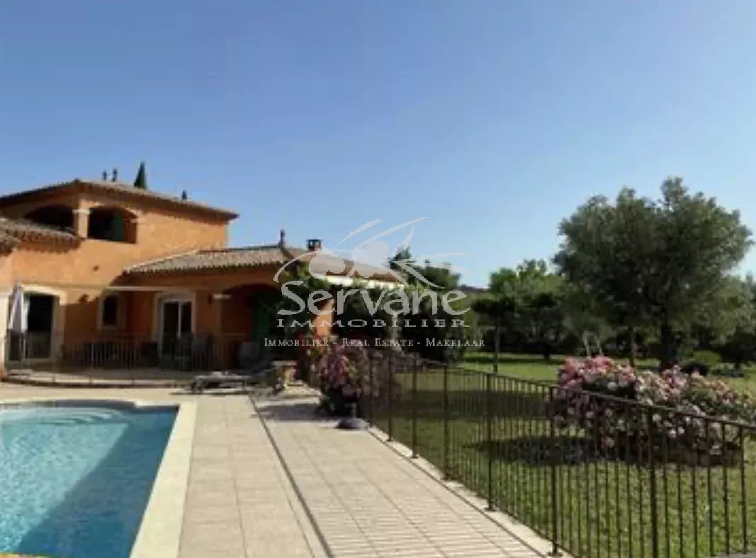 COTIGNAC NICE 4 BEDROOMS VILLA